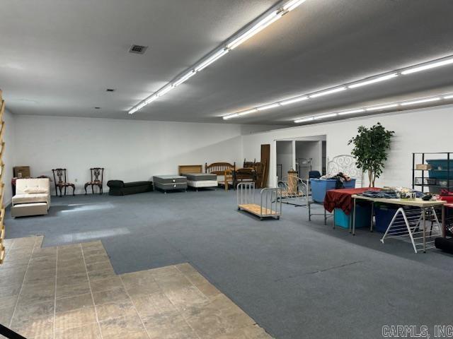 Boas 3rd - Commercial Sale