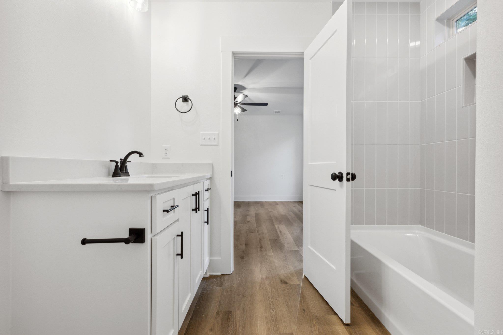 WEST HILL - Residential