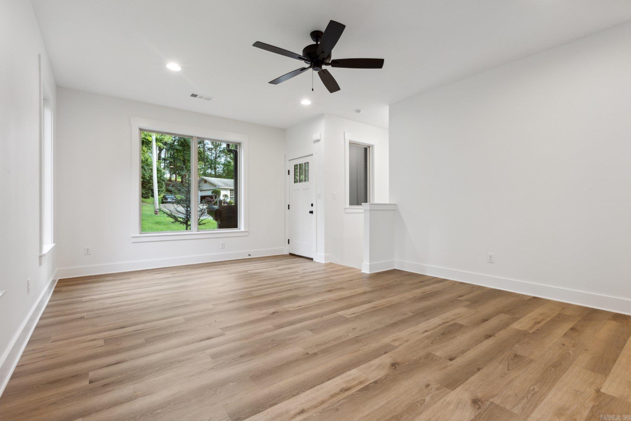 WEST HILL - Residential