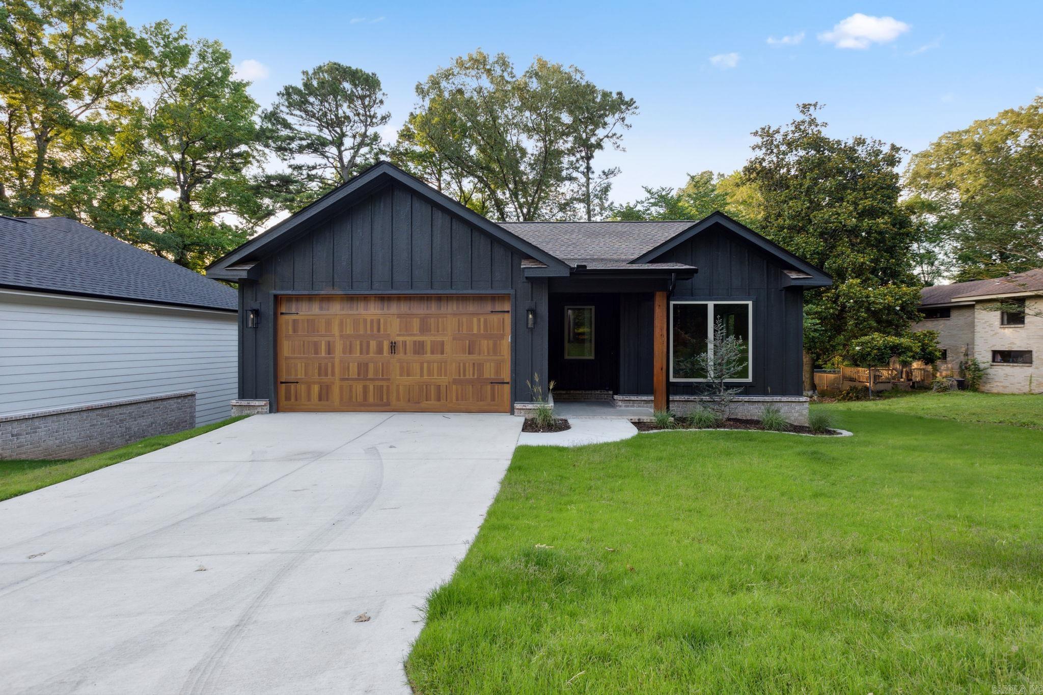 WEST HILL - Residential