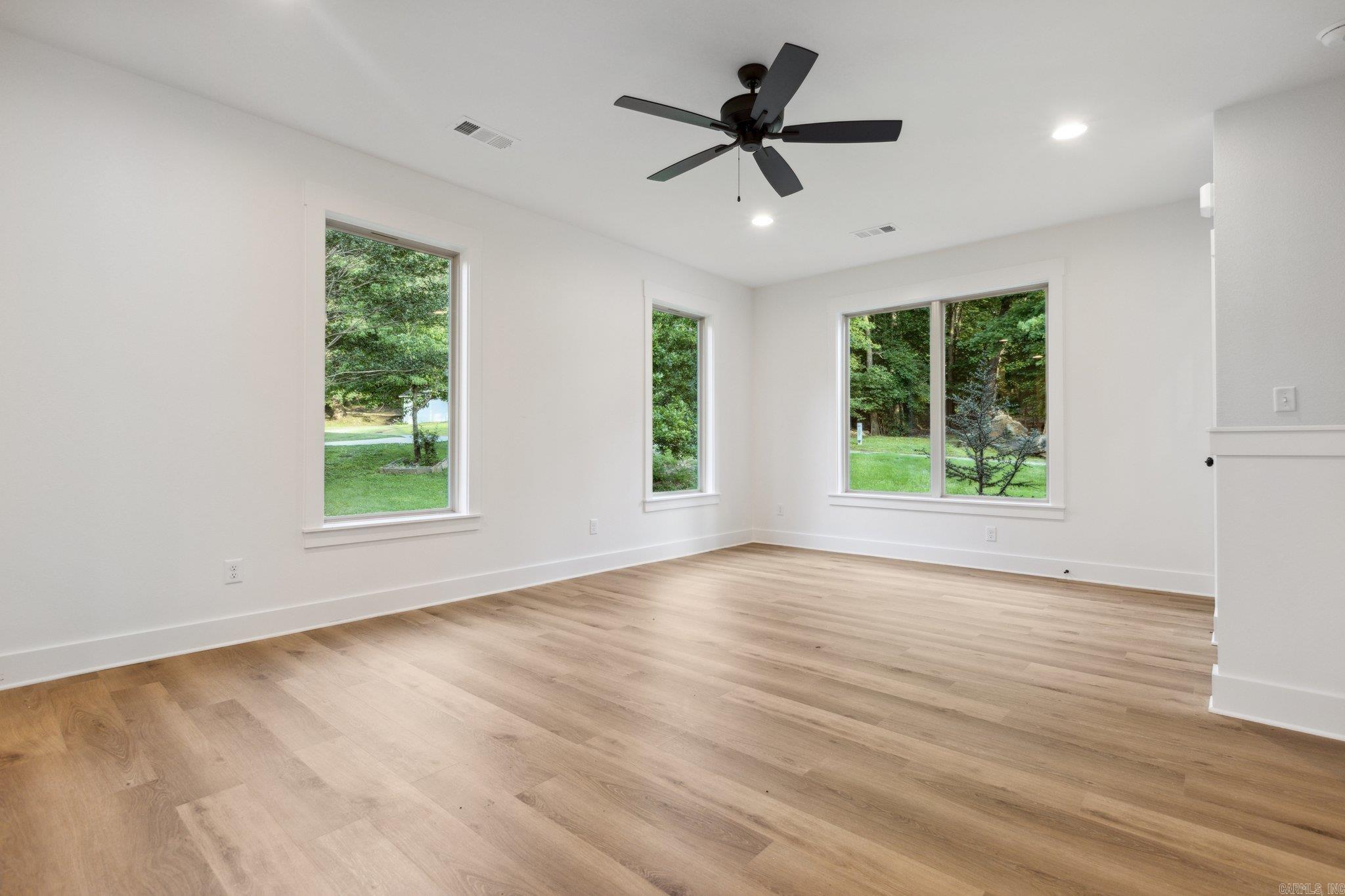 WEST HILL - Residential