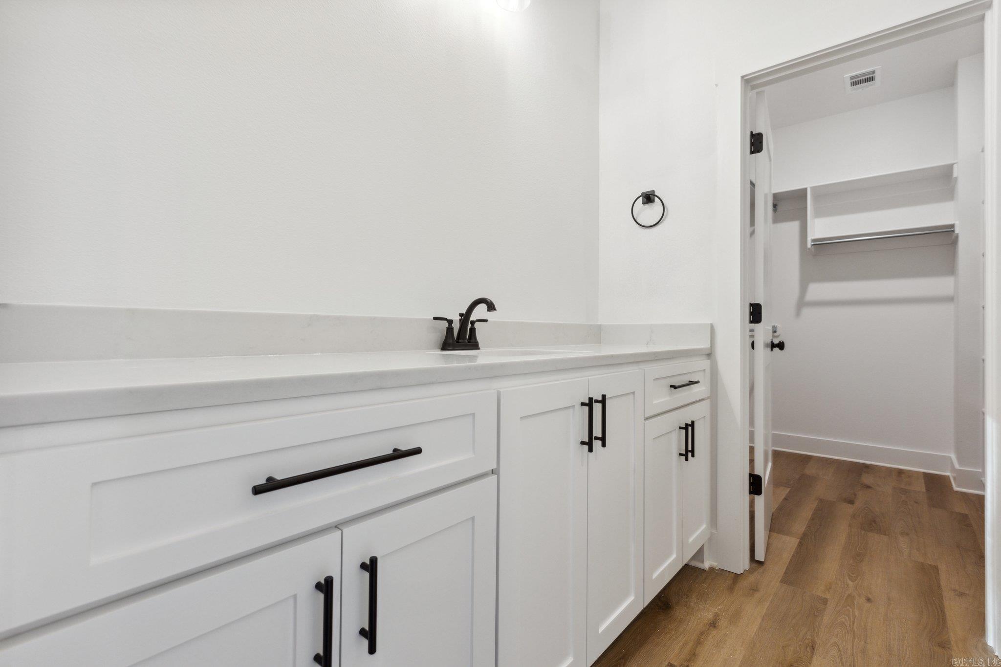 WEST HILL - Residential