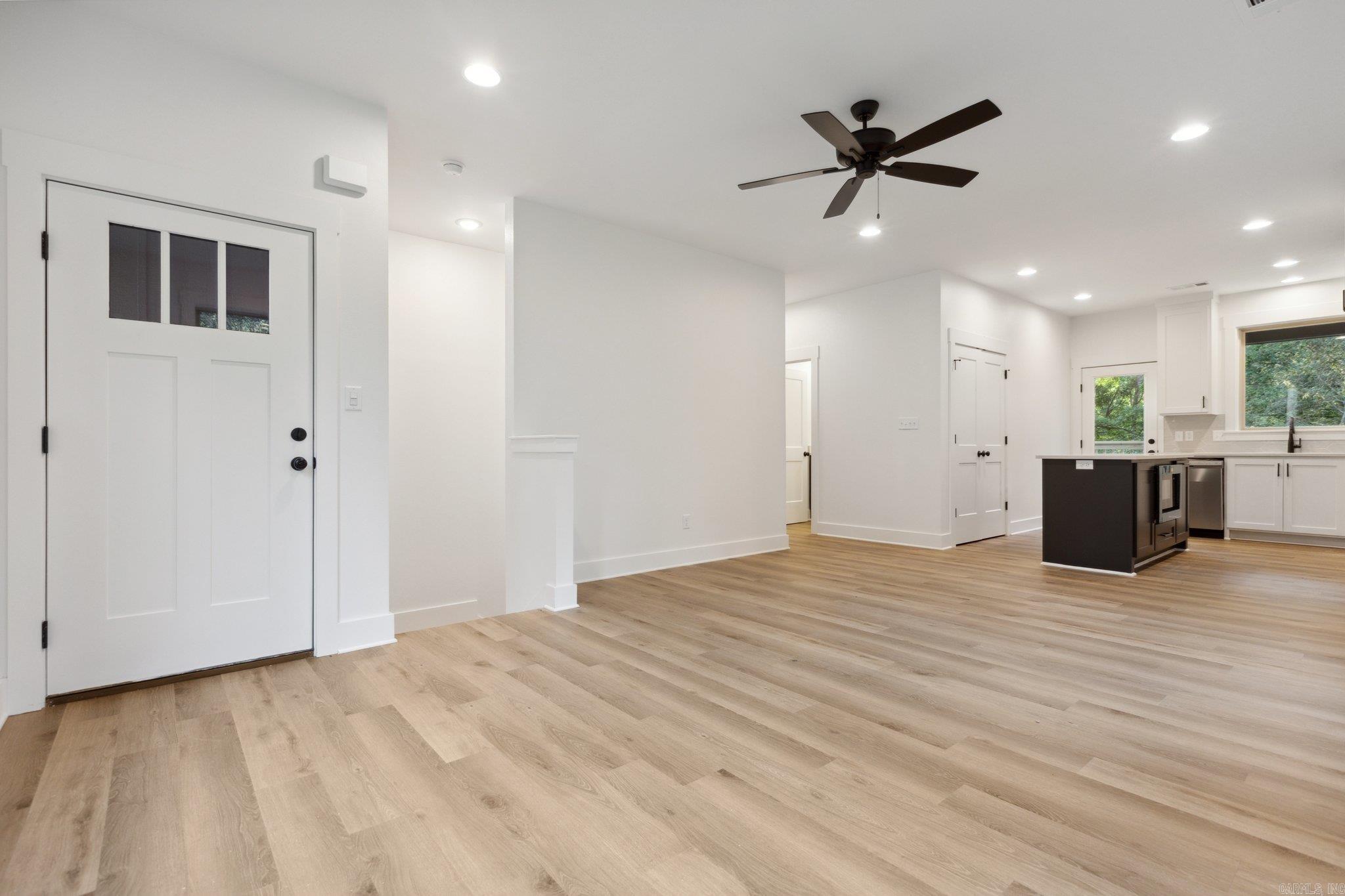 WEST HILL - Residential