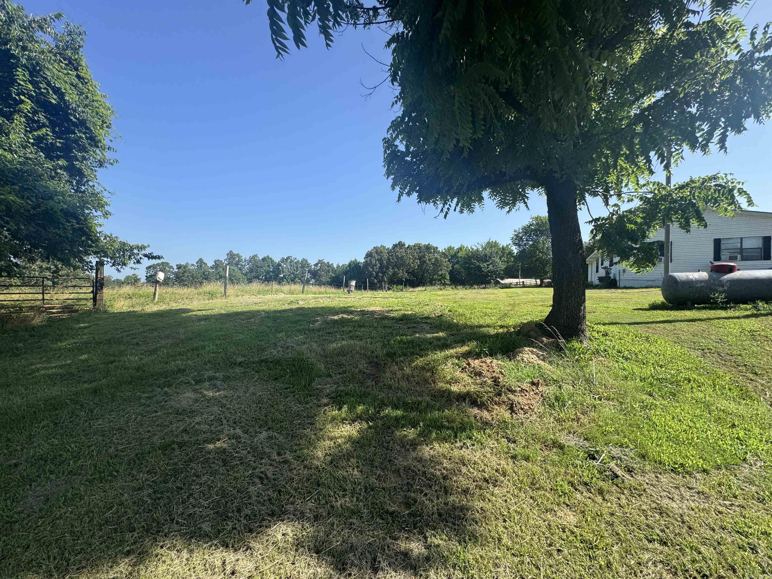 M&B PIGGOTT 2-20-8 - Residential