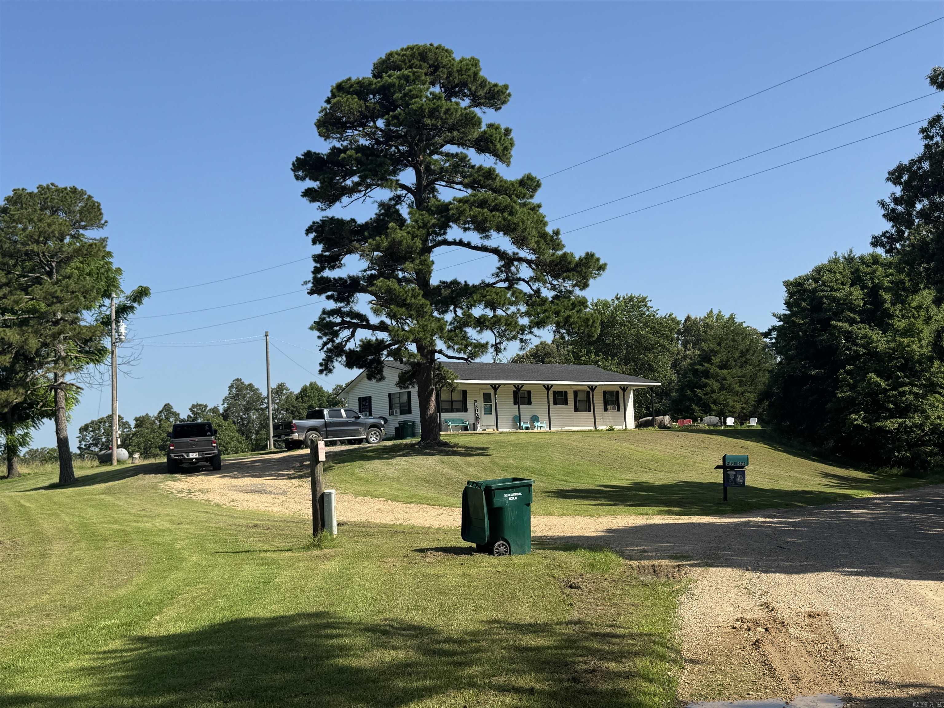 M&B PIGGOTT 2-20-8 - Residential