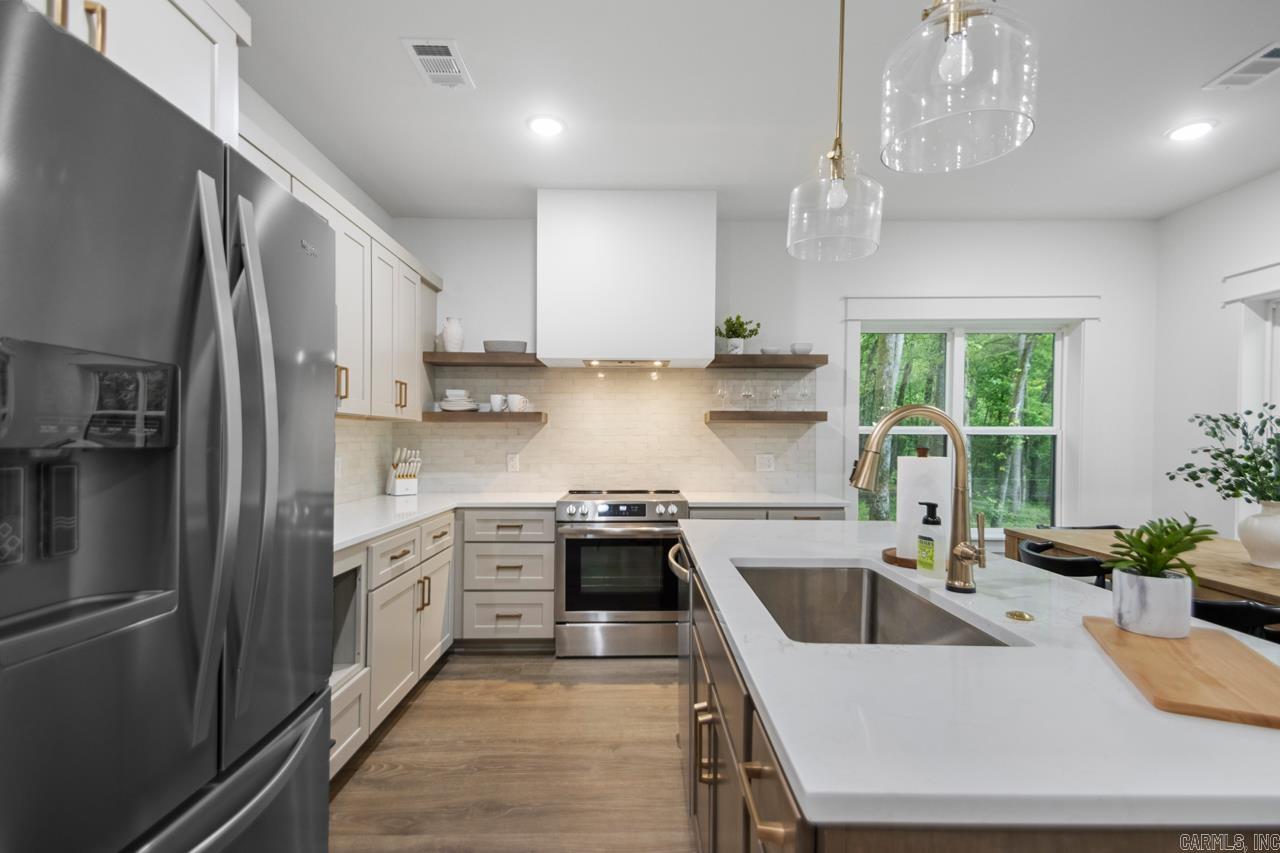 RIVER CREEK ESTATES - Residential