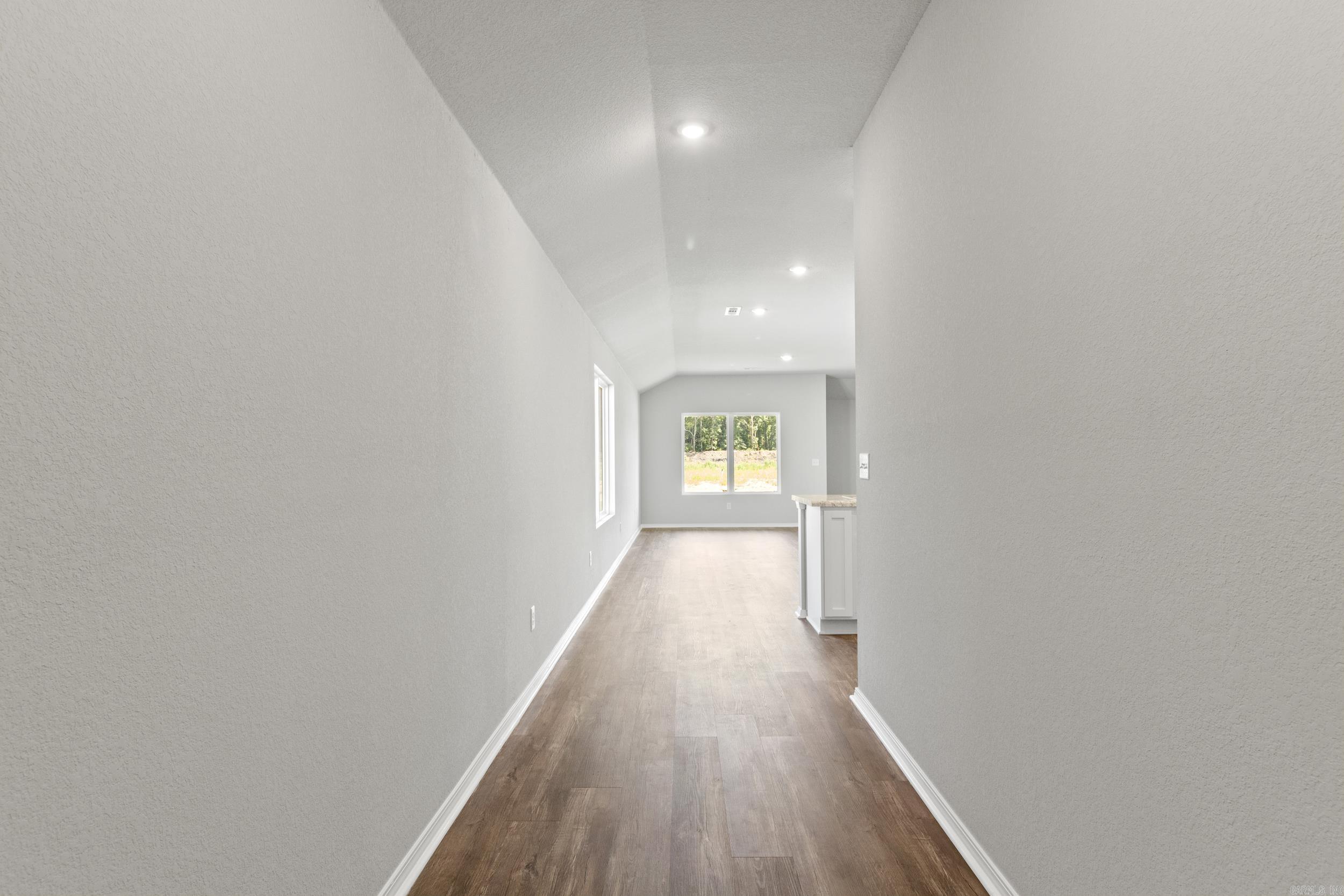 COUNTRY CLUB OF ARK THE - Residential