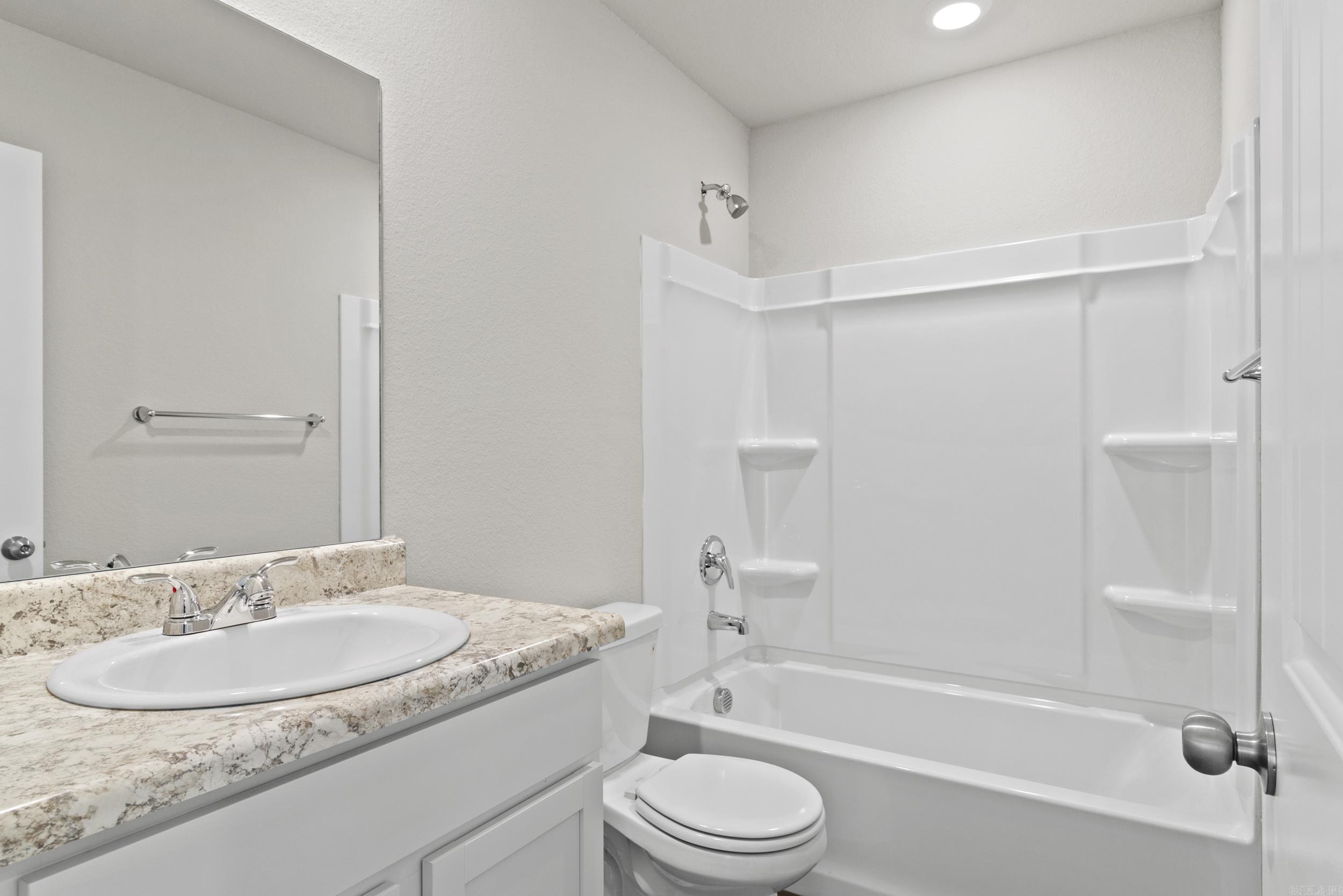 COUNTRY CLUB OF ARK THE - Residential