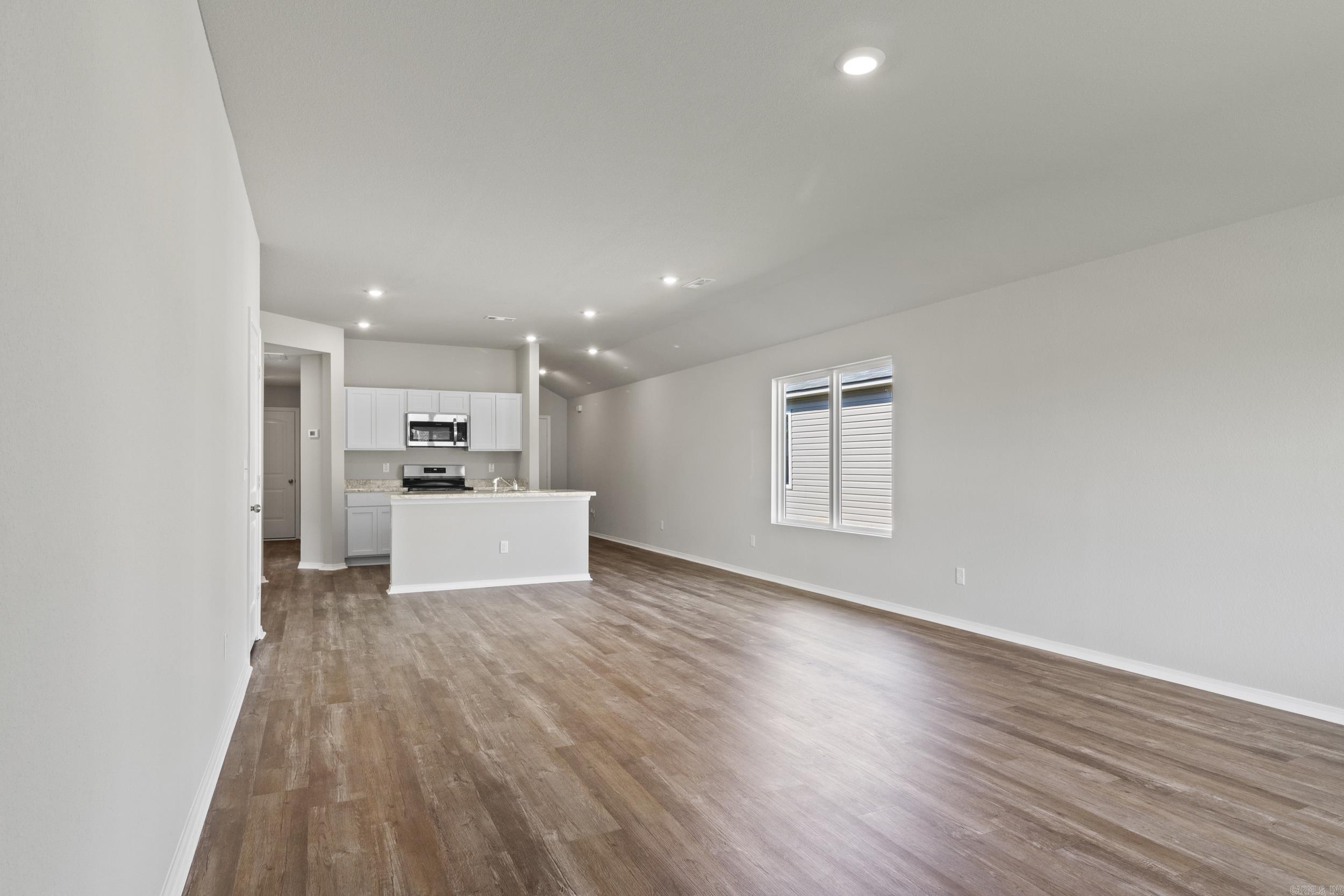 COUNTRY CLUB OF ARK THE - Residential