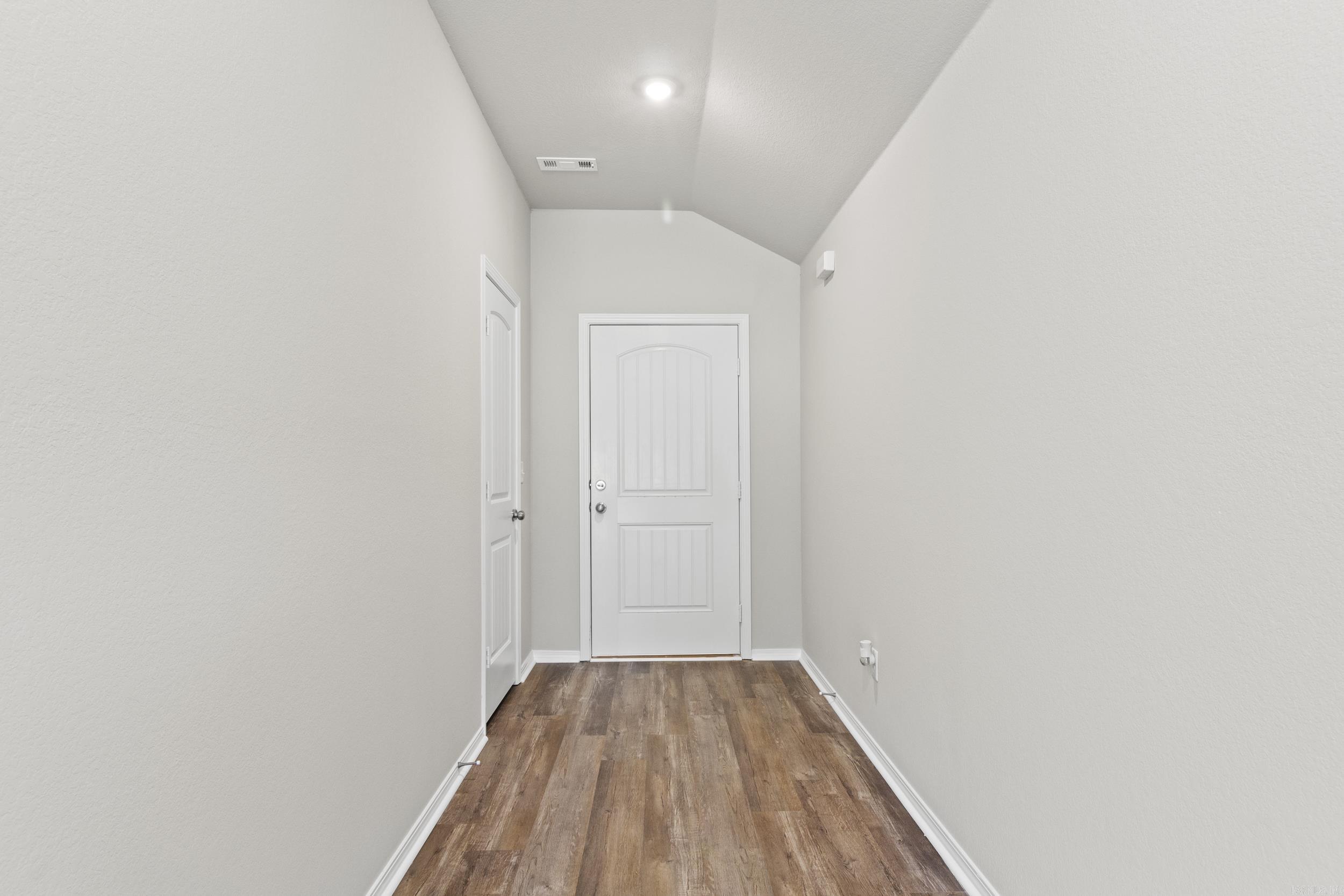 COUNTRY CLUB OF ARK THE - Residential