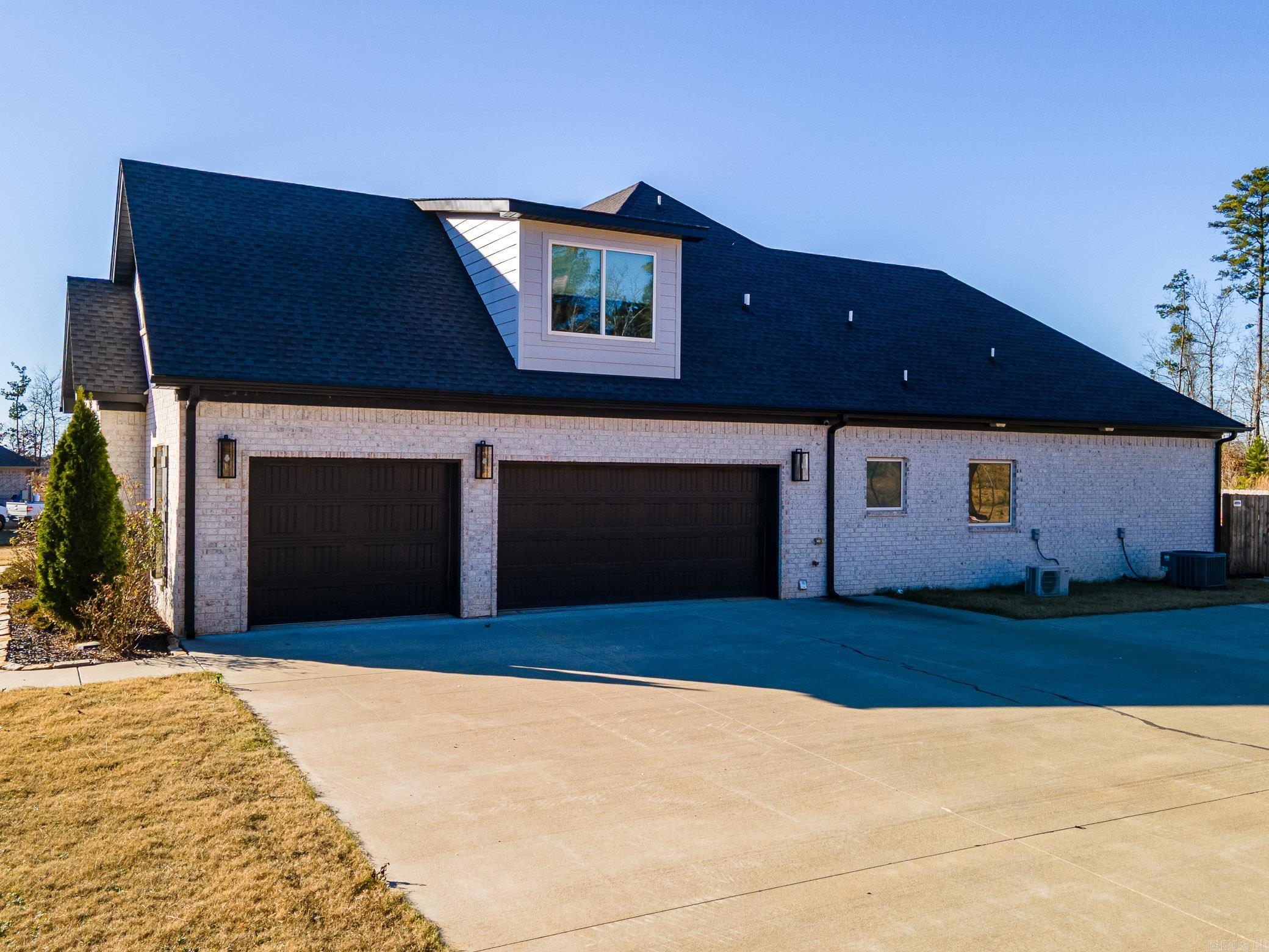 CHARLESTON PLACE SUBDIVISION - Residential