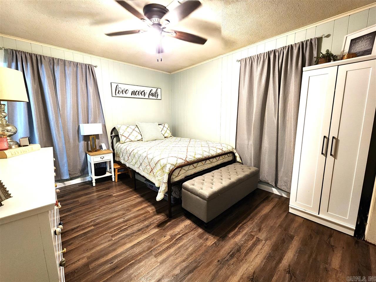 OAKHURST - Residential