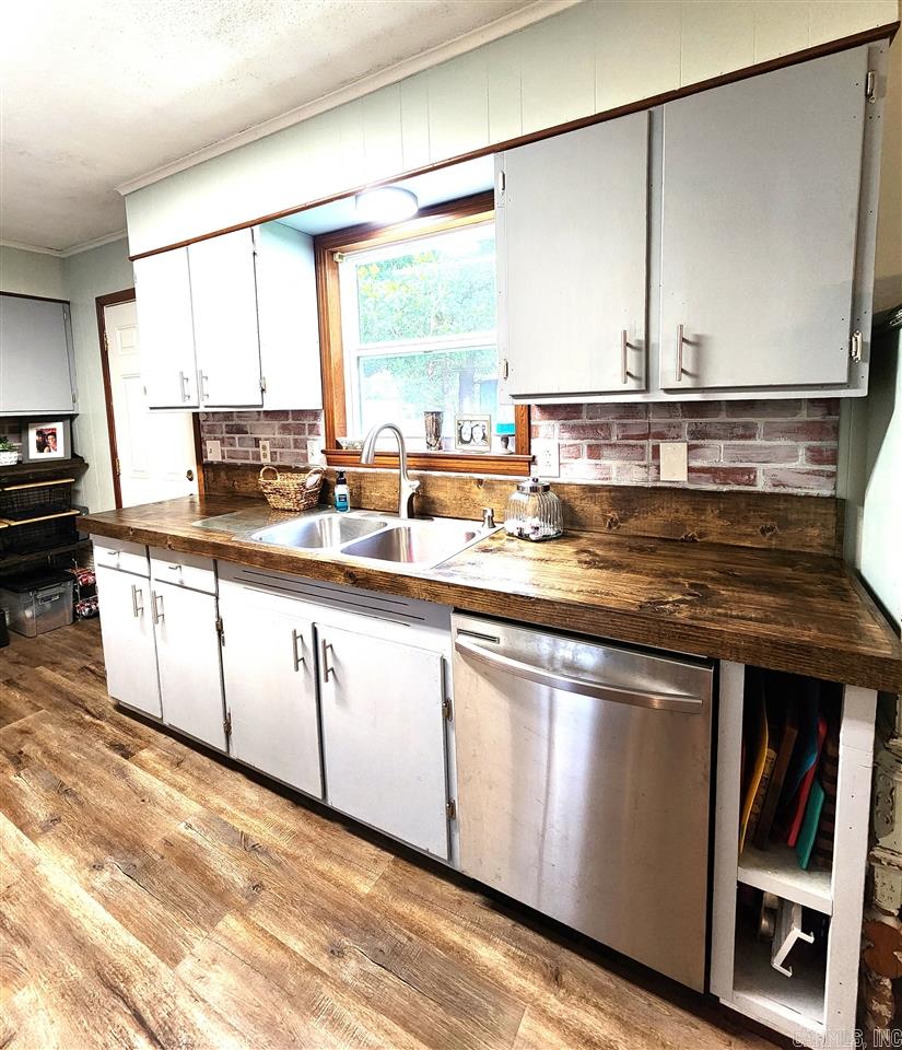 OAKHURST - Residential