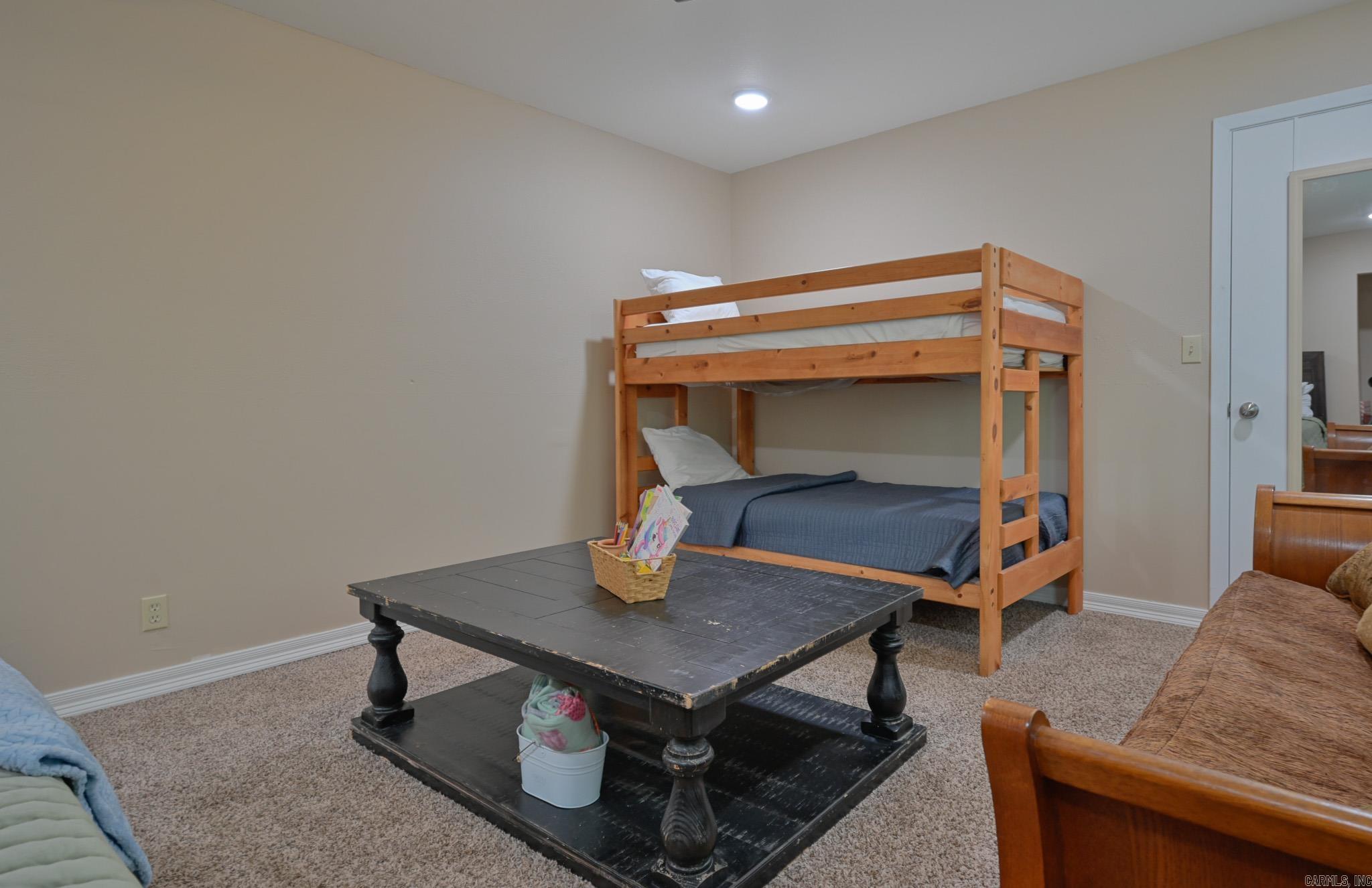 HORNBECK PLACE - Residential