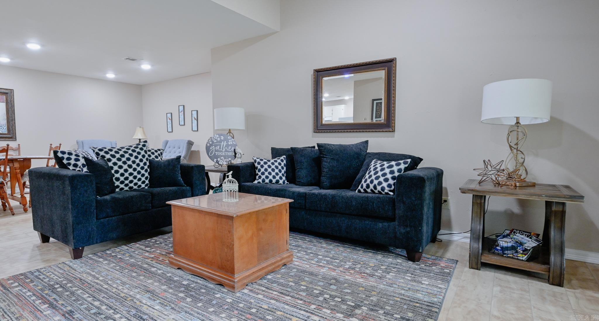 HORNBECK PLACE - Residential