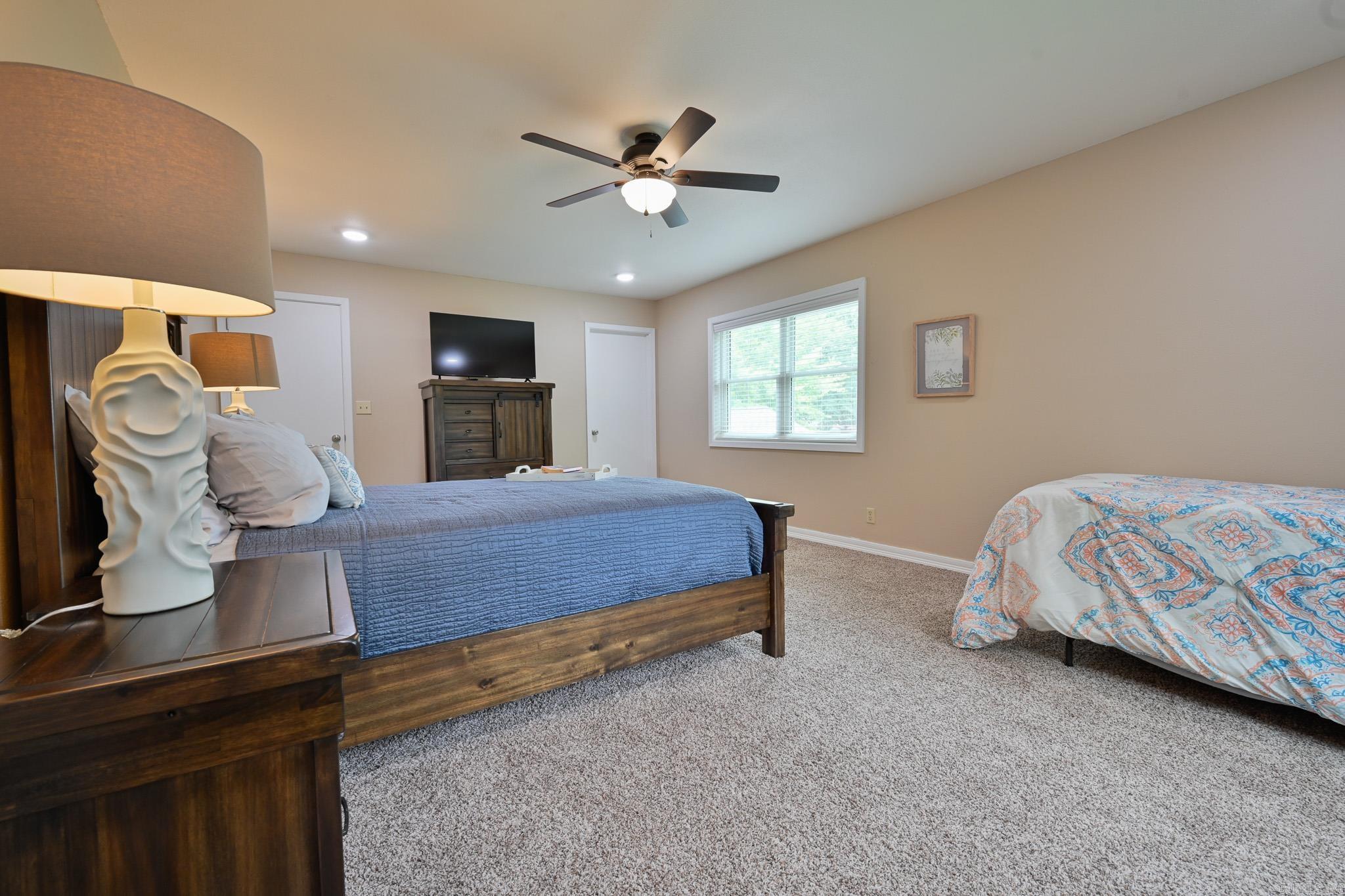 HORNBECK PLACE - Residential