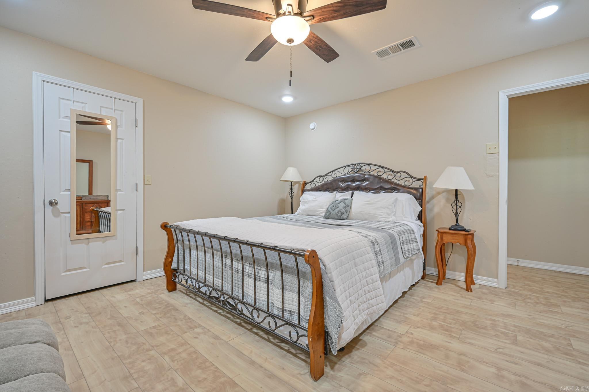 HORNBECK PLACE - Residential