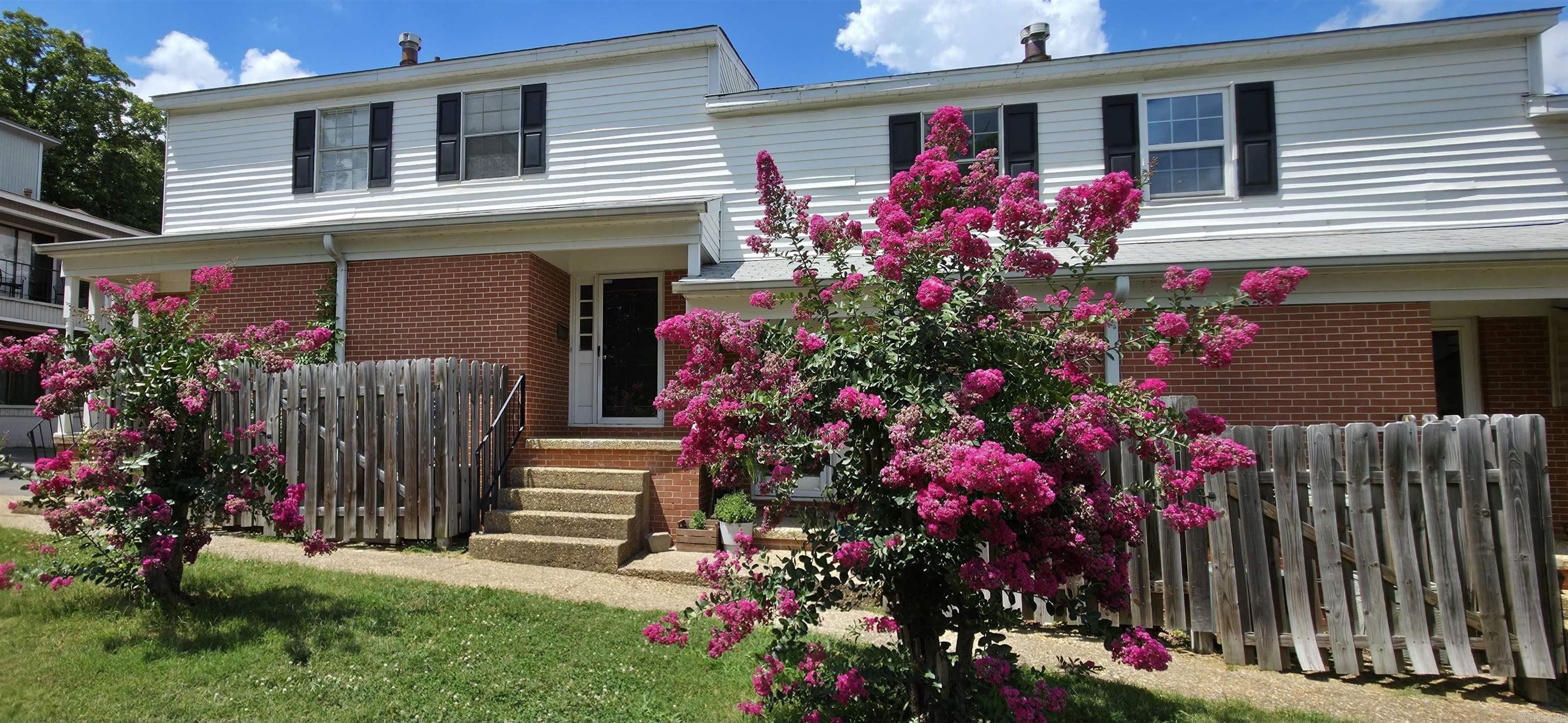 Cute condo located in the Hillcrest/Midtown neighborhood. Close proximity to UAMS, Children's Hospital, and CHI St. Vincent. This two level condo features a 1/2 bath, laundry-washer/dryer included, kitchen, living/dining combo and a balcony with extra storage downstairs. Upstairs you will find a full bath with tub, two large bedrooms-one with a walk in closet, and the other with 2 single closets. Includes 1 assigned parking space and on street parking. Contact Tillman at 501-349-5777. This is an entry only listing and JH Realty does not take calls or schedule showings. Owner is responsible for holding deposit and collecting rent.