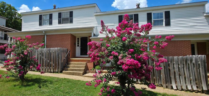 *No Application Fee* Cute condo located in the Hillcrest/Midtown neighborhood. Close proximity to UAMS, Children's Hospital, and CHI St. Vincent. This two level condo features a 1/2 bath, laundry-washer/dryer included, kitchen, living/dining combo and a balcony with extra storage downstairs. Upstairs you will find a full bath with tub, two large bedrooms-one with a walk in closet, and the other with 2 single closets. Includes 1 assigned parking space and on street parking. Contact Tillman at 501-349-5777.  This is an entry only listing and JH Realty does not take calls or schedule showings.  Owner is responsible for holding deposit and collecting rent.