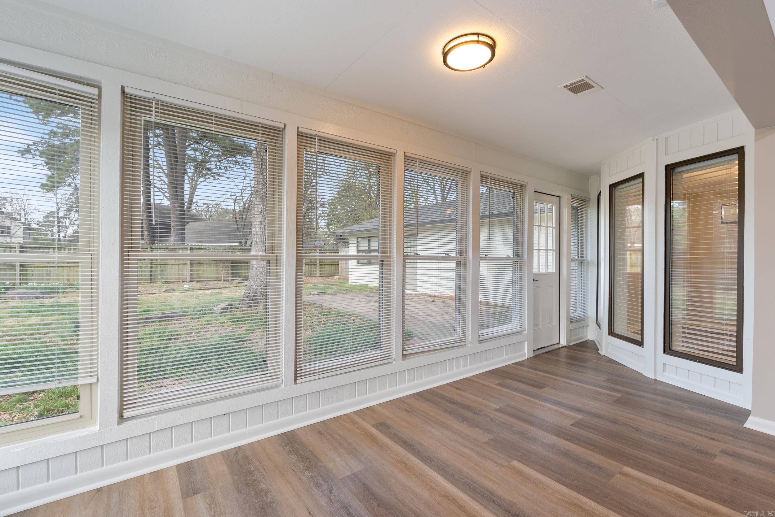 OAK FORREST - Residential