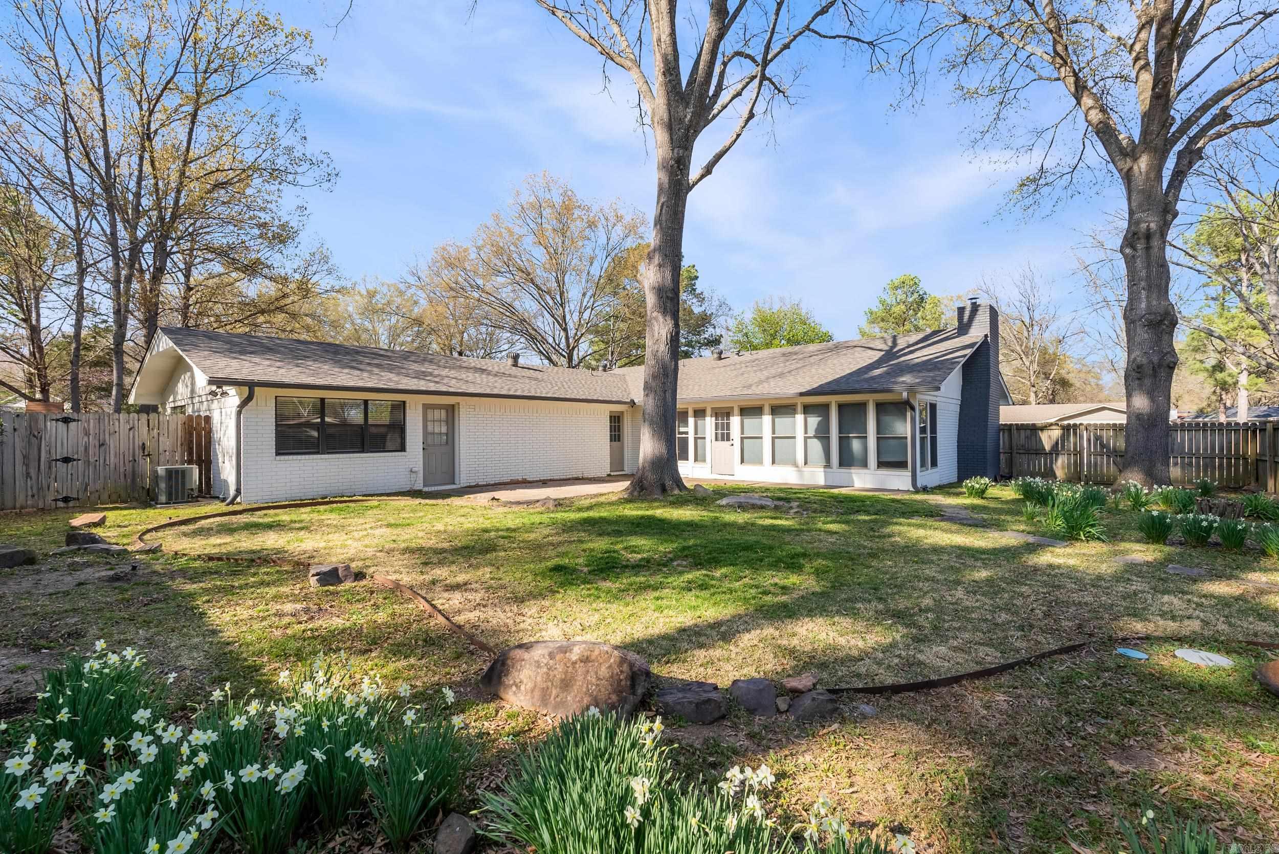 OAK FORREST - Residential