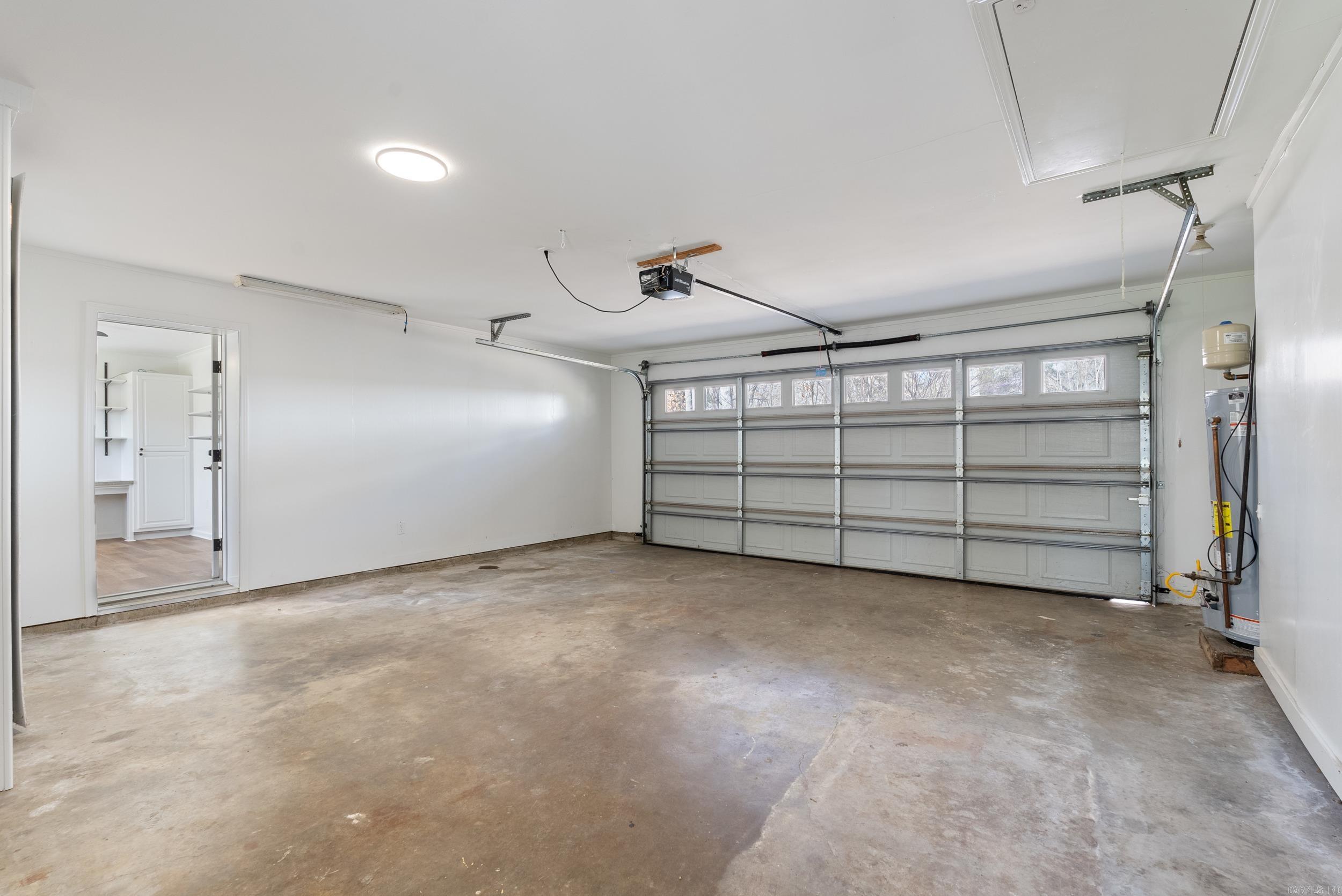 OAK FORREST - Residential