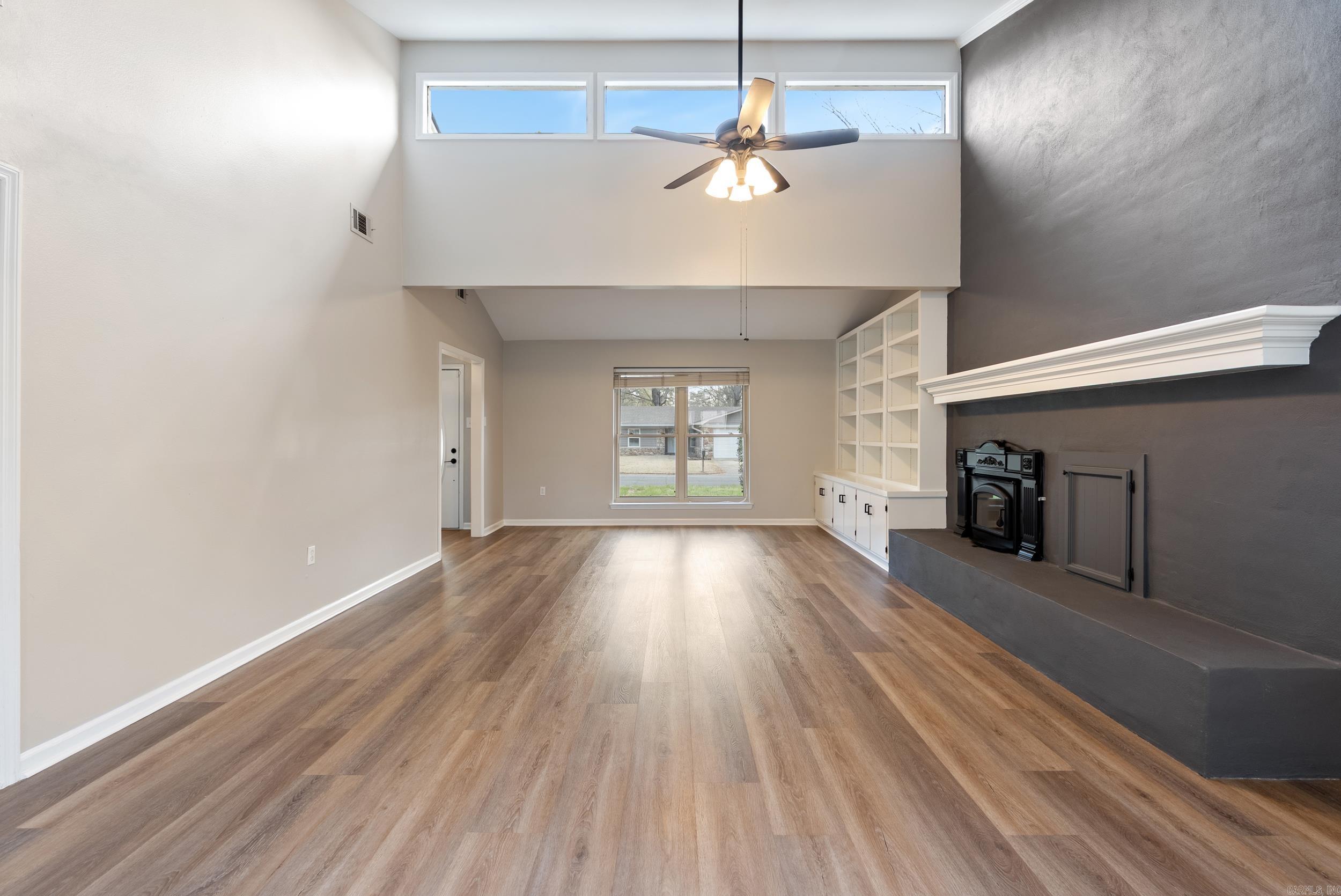 OAK FORREST - Residential