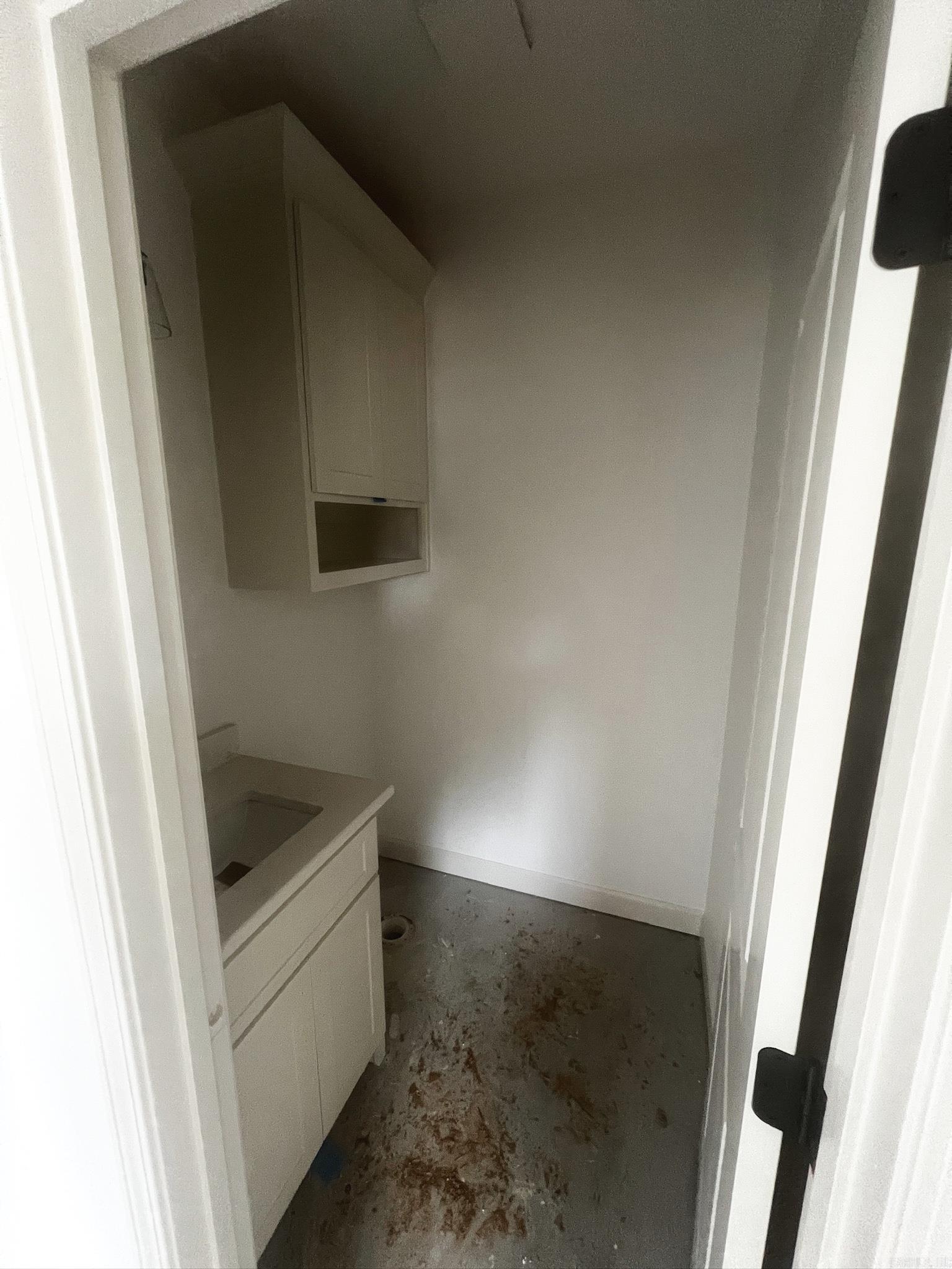 WINCHESTER ESTATES - Residential