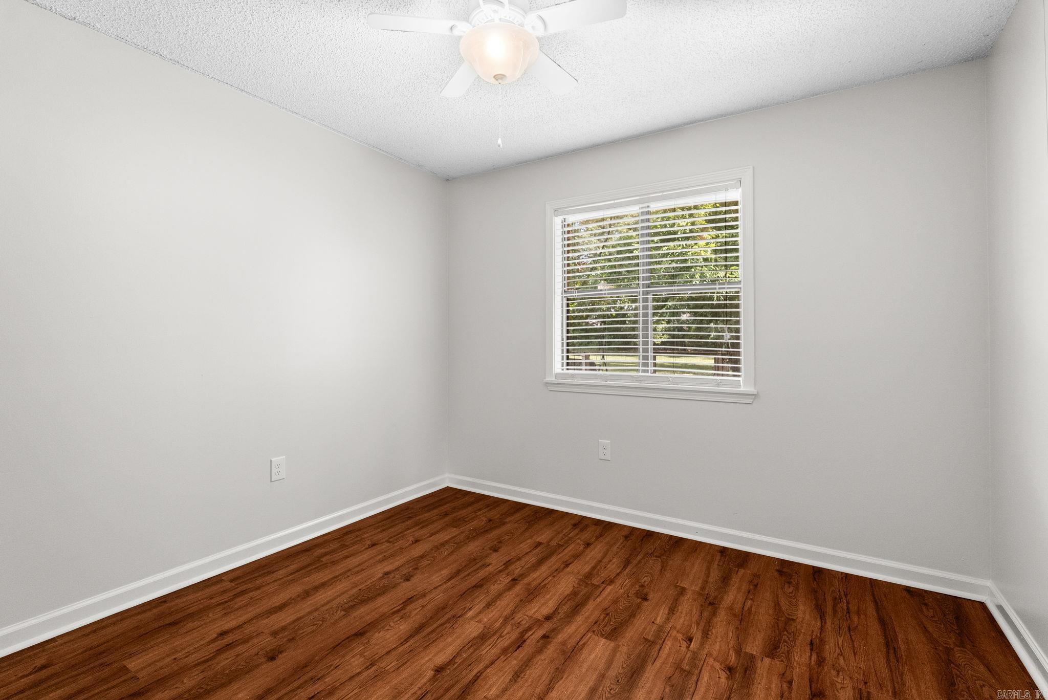 GOLDEN MEADOW - Residential