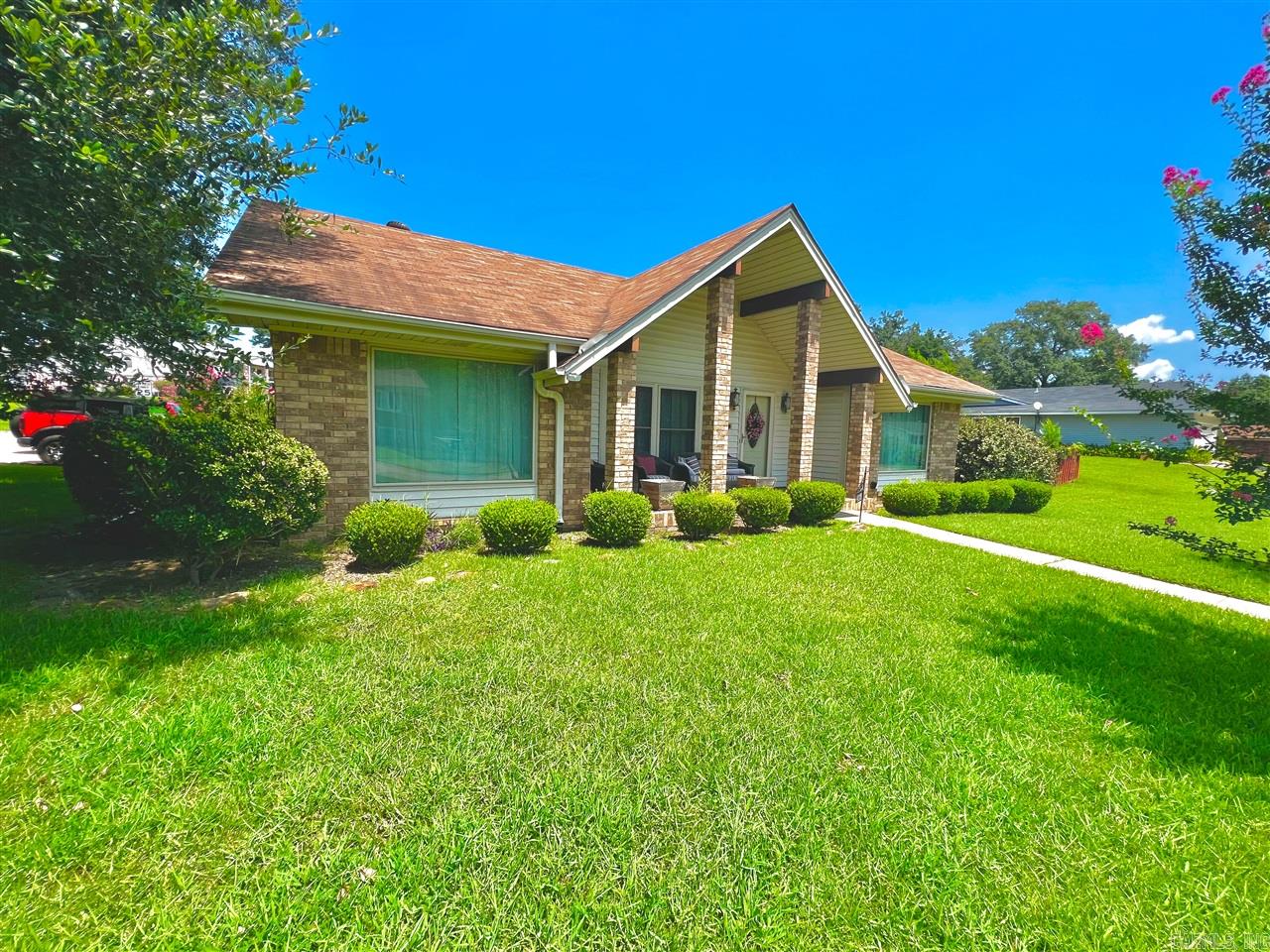 Country Club Terrace - Residential