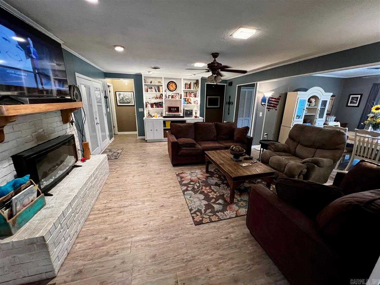 Country Club Terrace - Residential