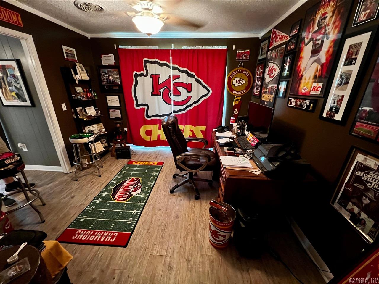 Country Club Terrace - Residential