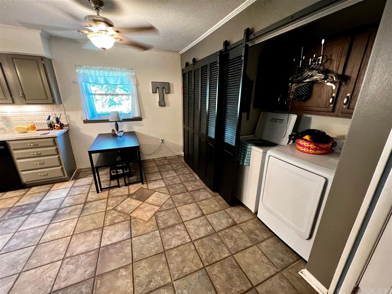 Country Club Terrace - Residential