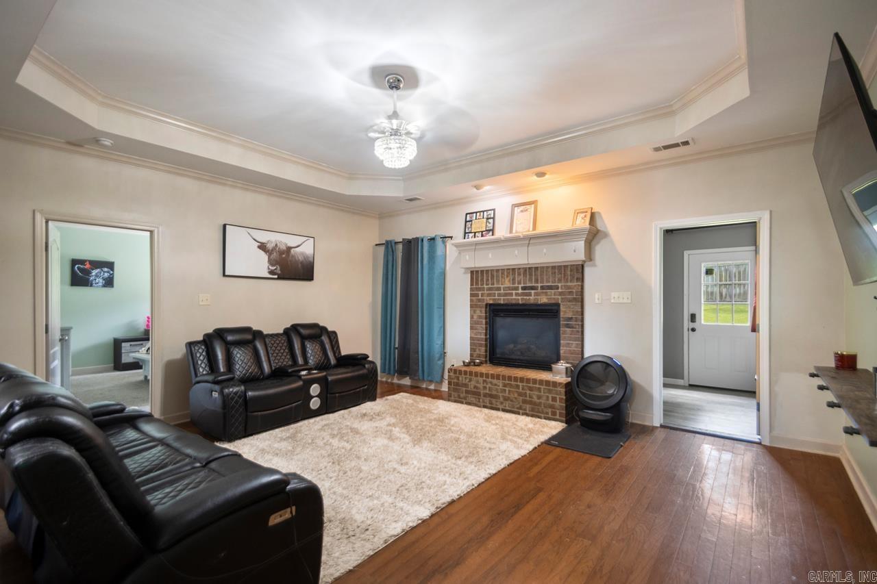 COLDWATER CREEK - Residential