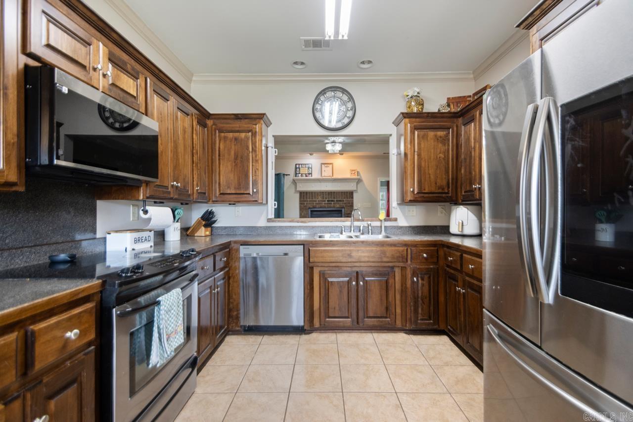 COLDWATER CREEK - Residential