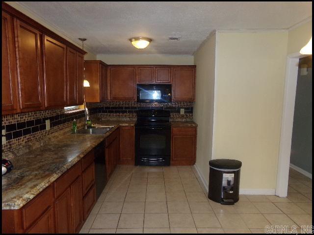 Towering Oaks - Residential Lease