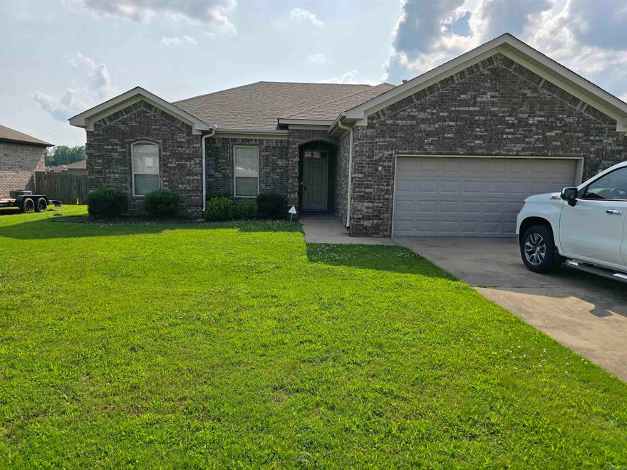 # bed 2 bath home in Cabot. Quick access to the highway. Master bath has double vanity and large walk-in closet. Includes washer and dryer. Fenced in back yard. No Pets.