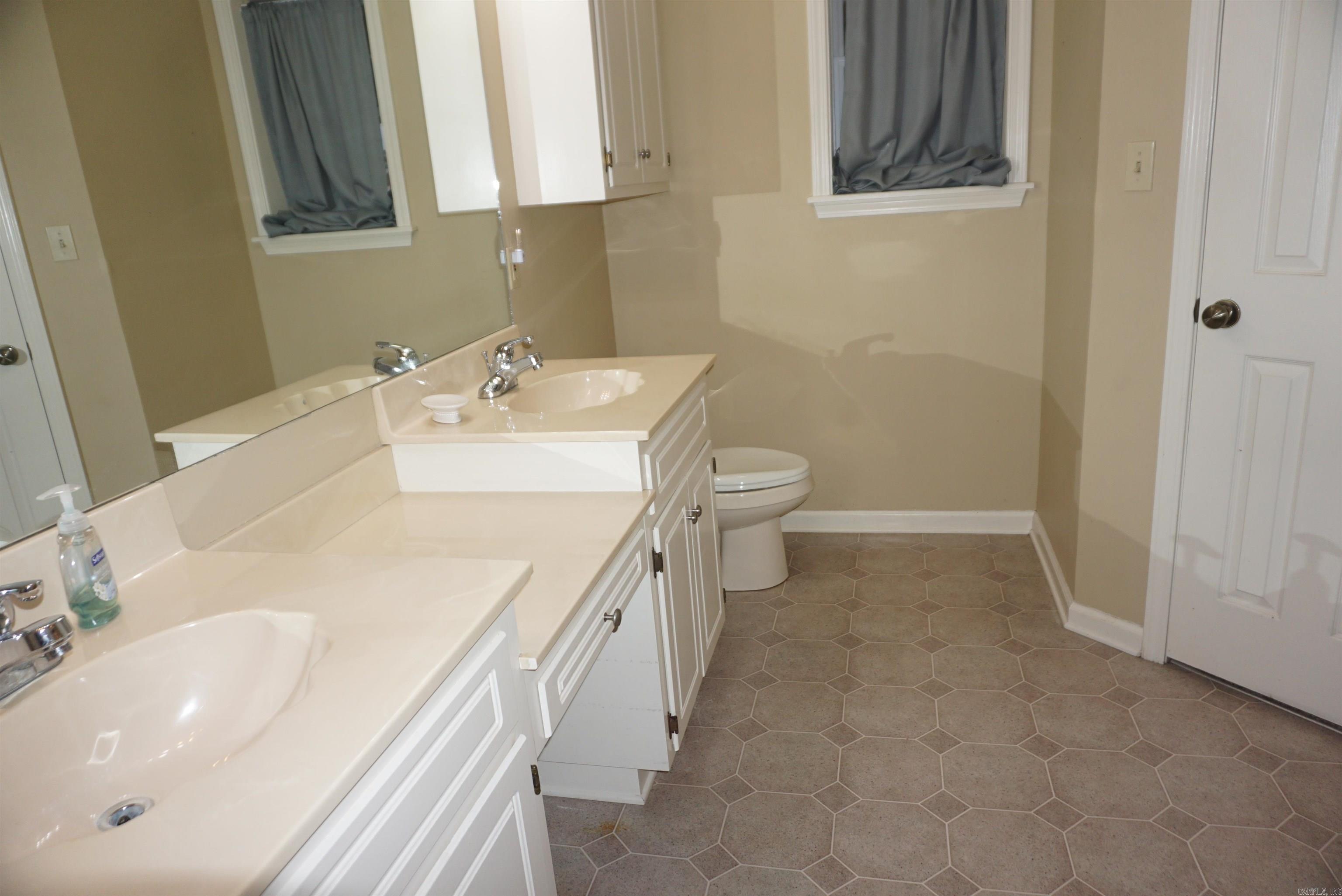 COLONY WEST S/D - Residential