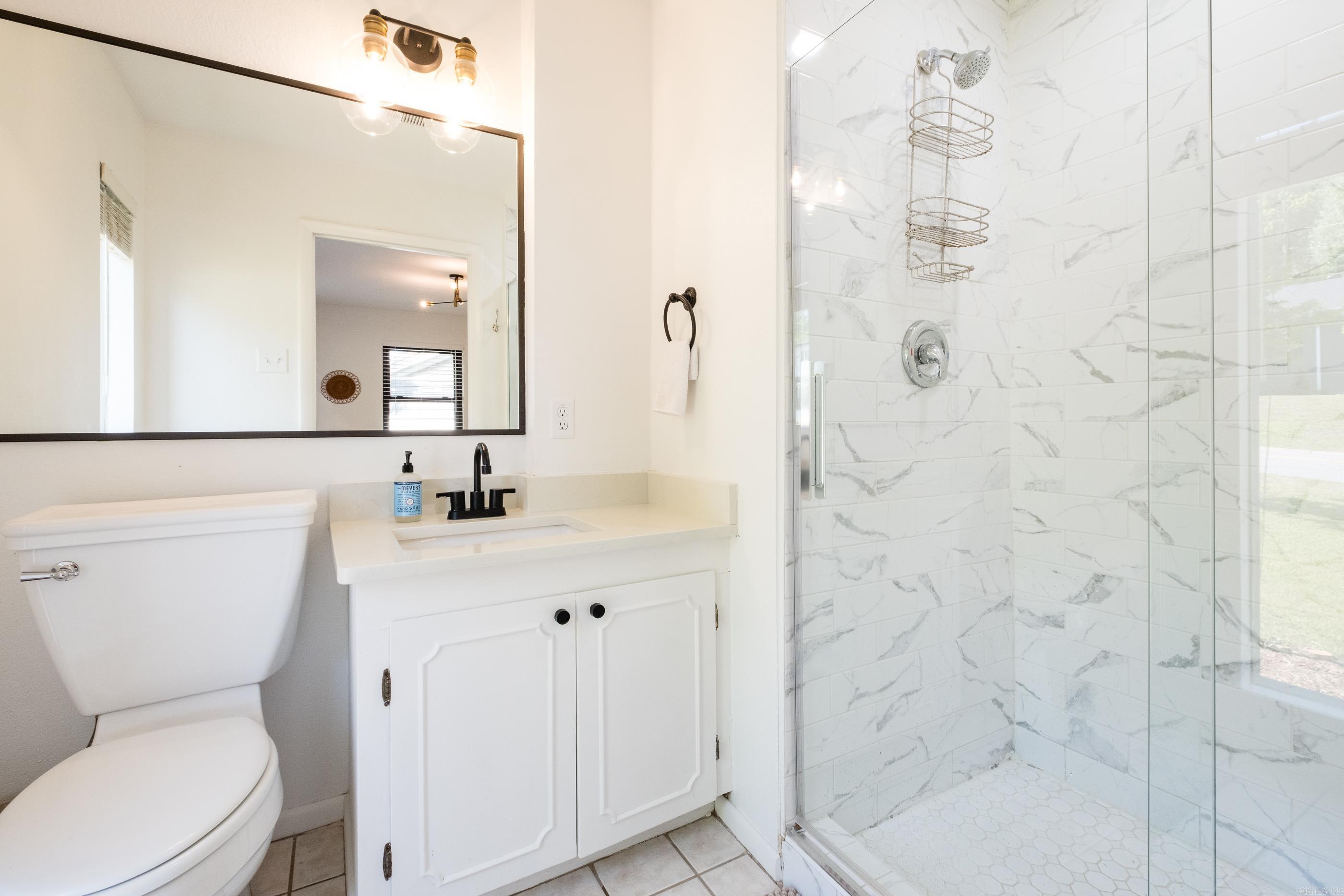 KINGWOOD PLACE - Residential