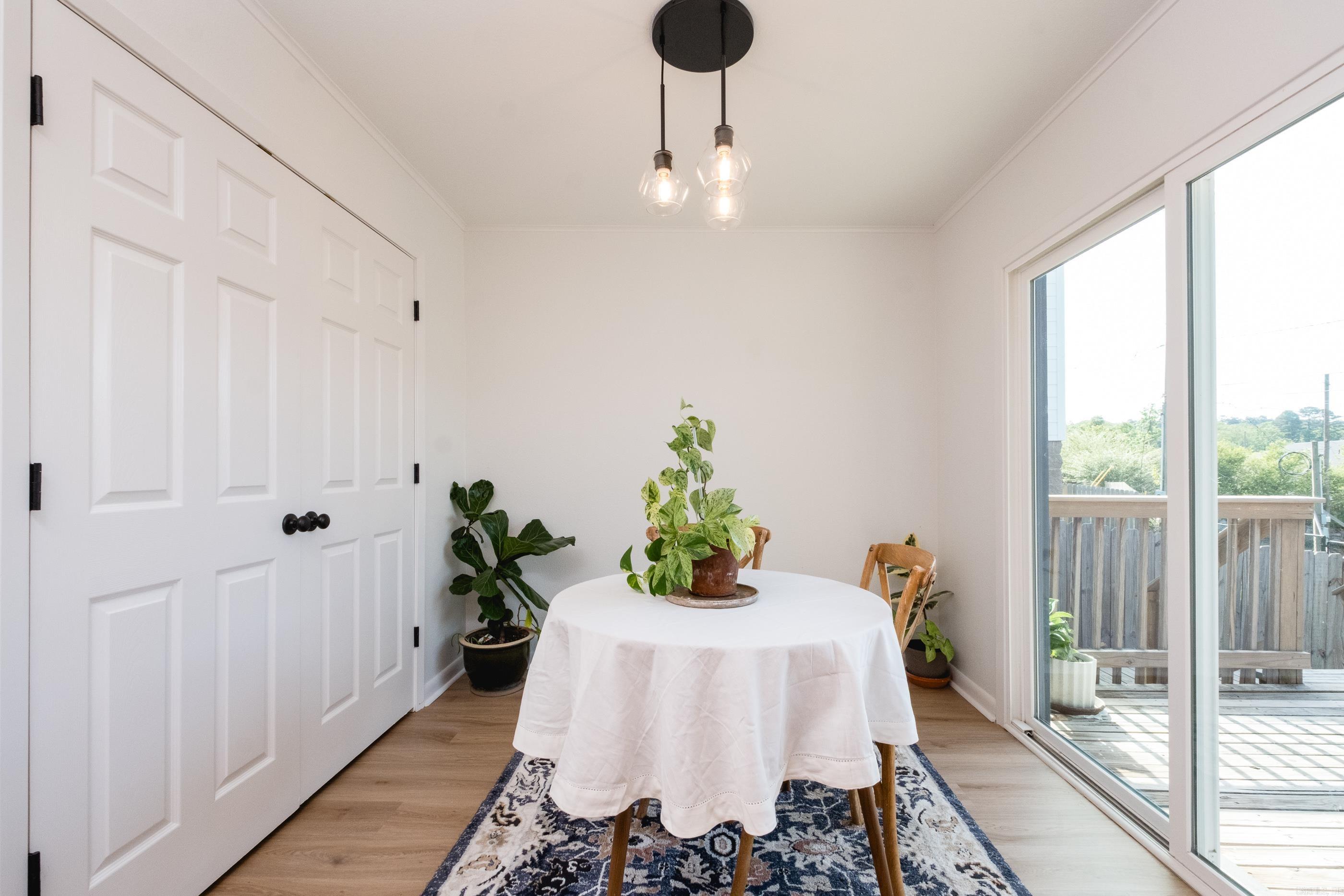 KINGWOOD PLACE - Residential