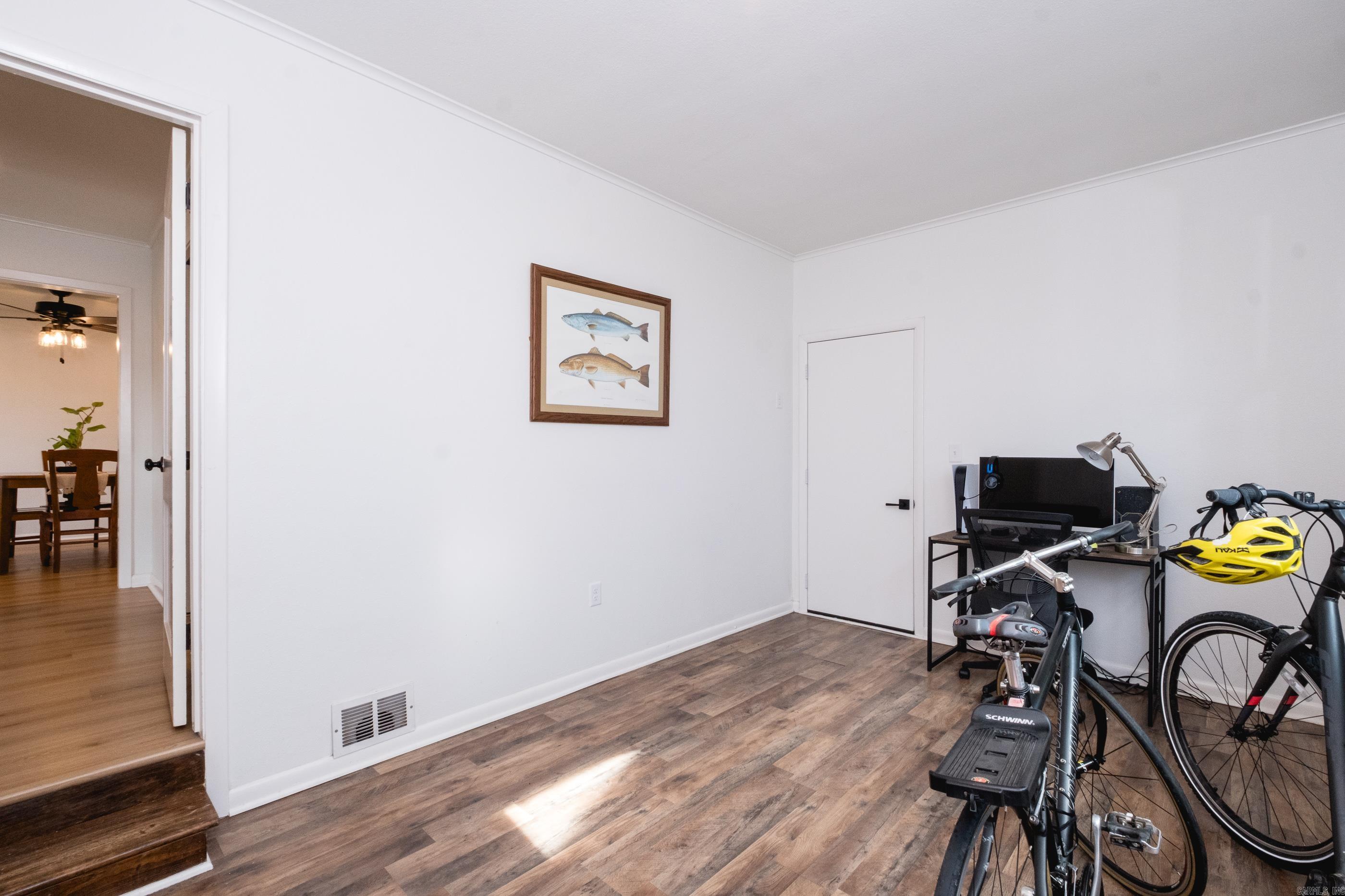 KINGWOOD PLACE - Residential