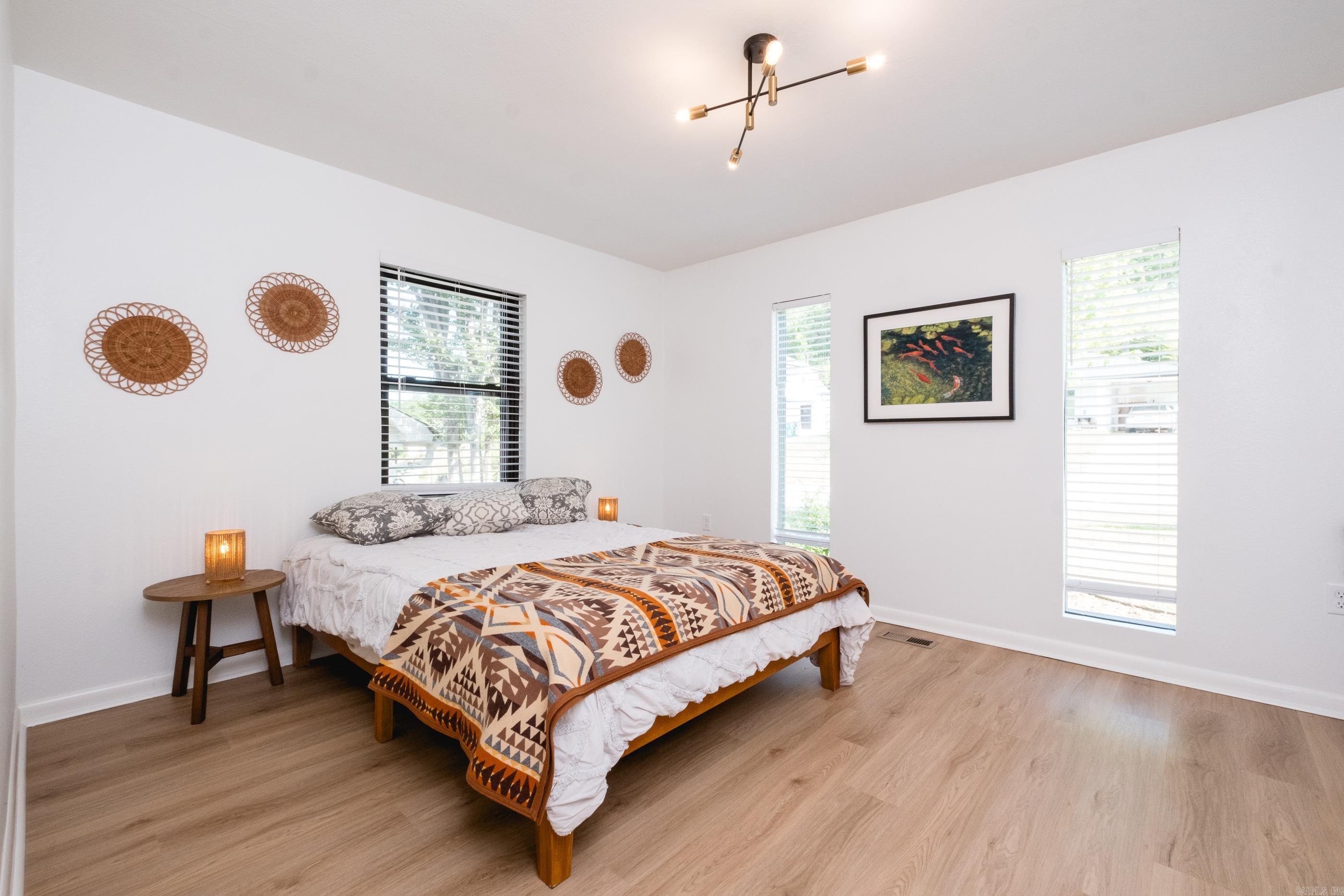 KINGWOOD PLACE - Residential