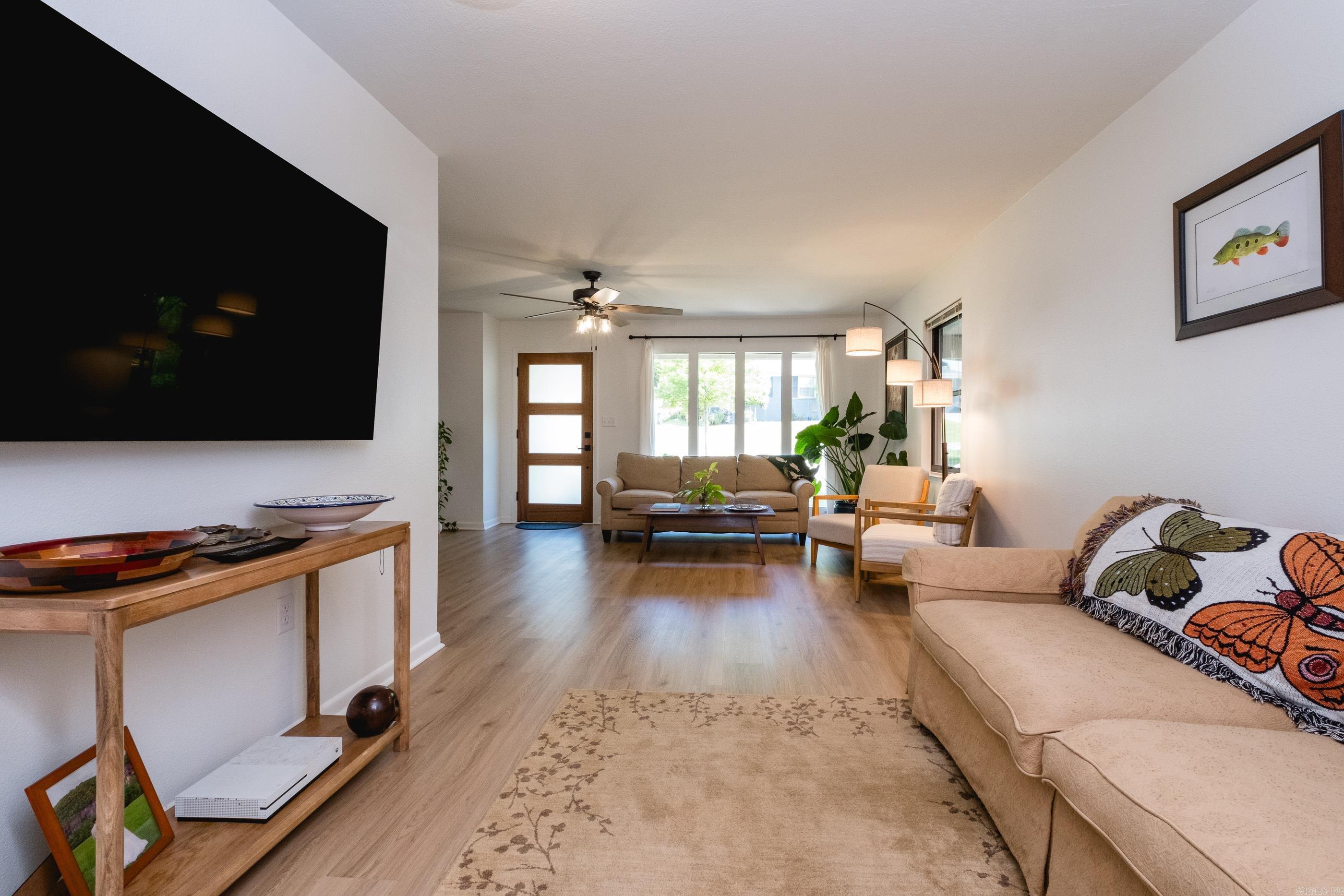 KINGWOOD PLACE - Residential