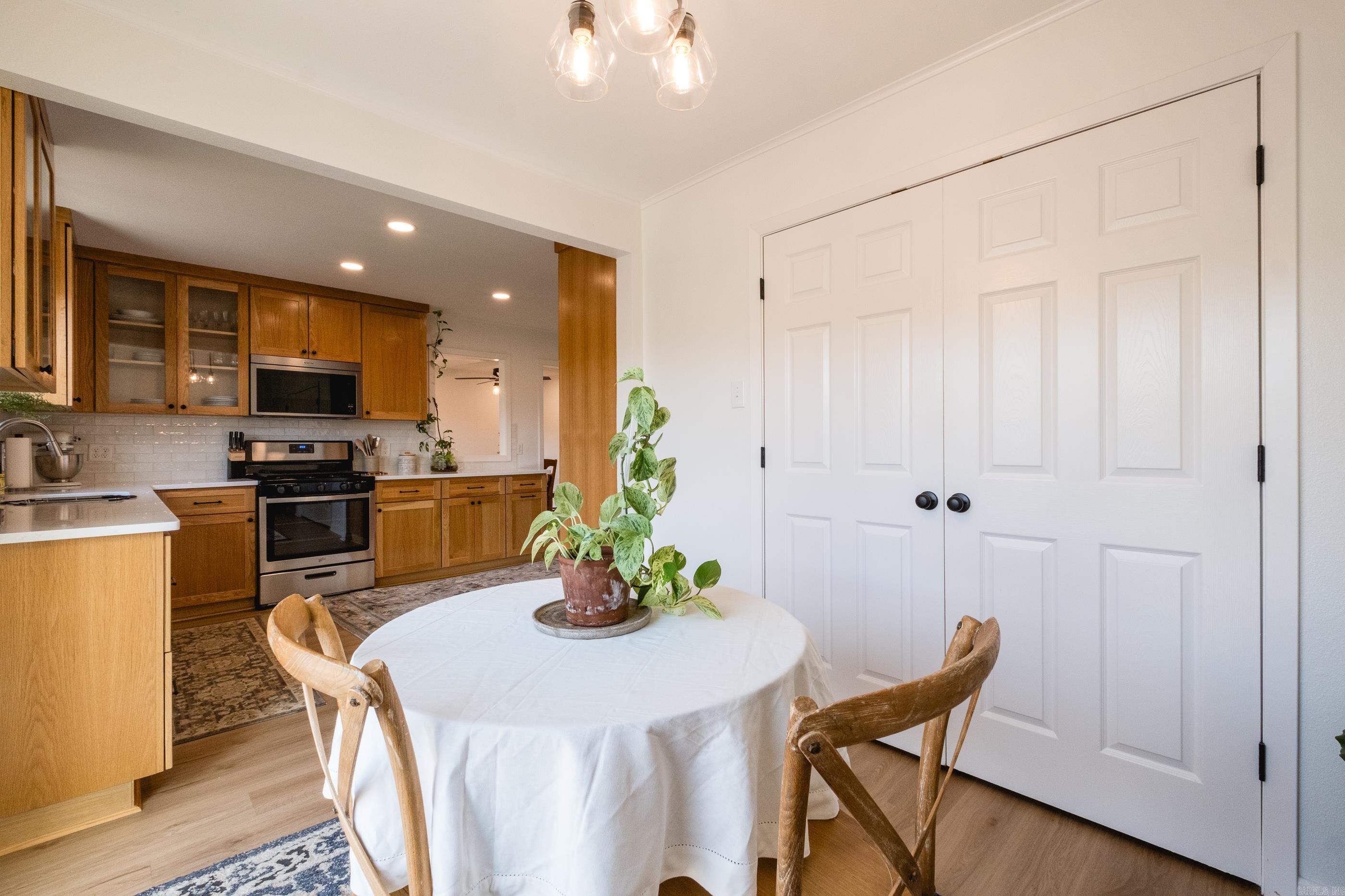 KINGWOOD PLACE - Residential