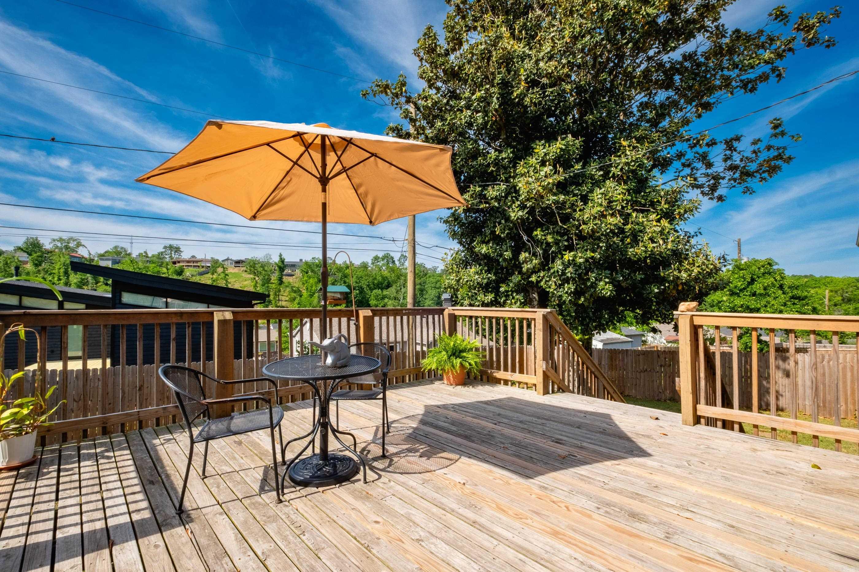 KINGWOOD PLACE - Residential