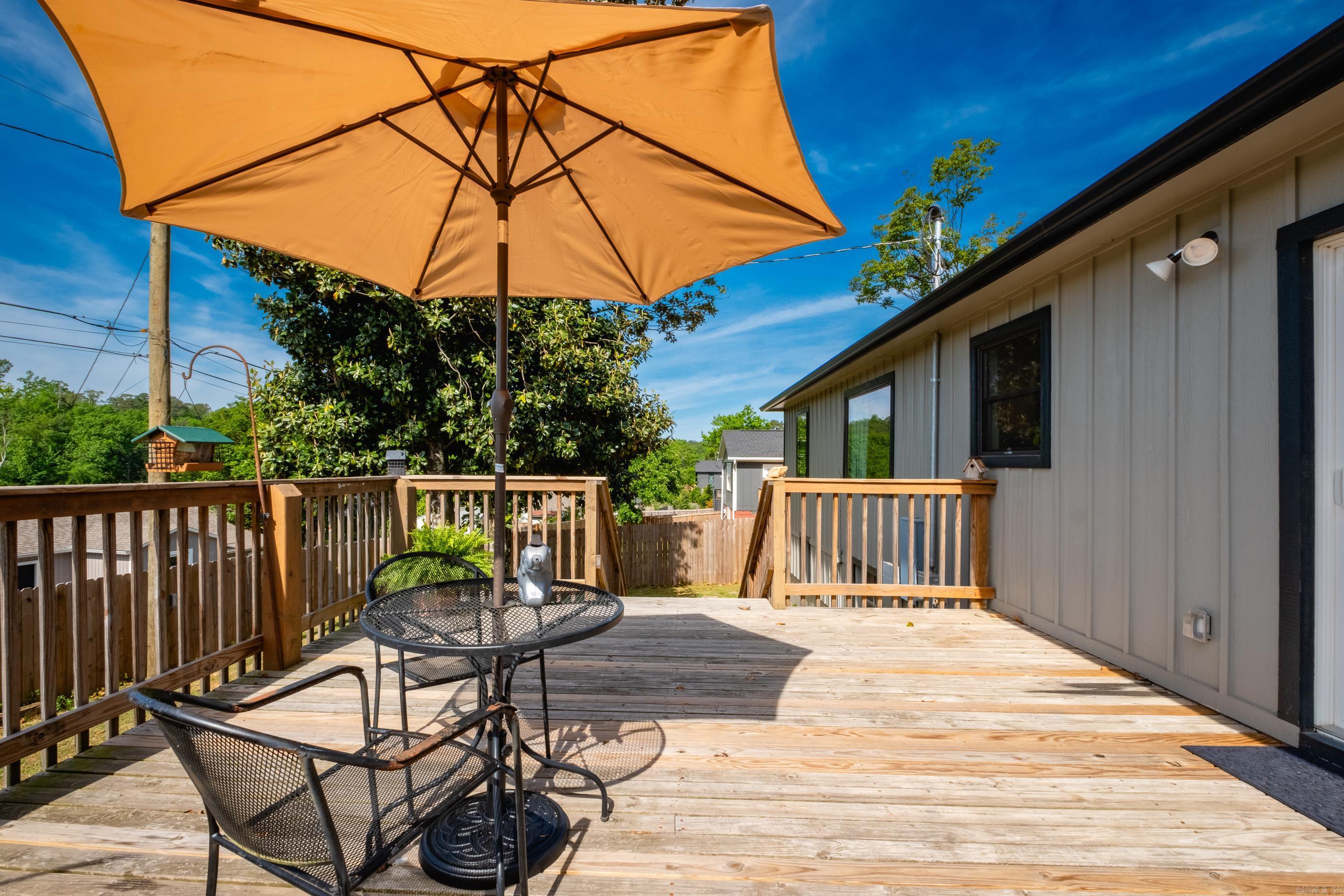 KINGWOOD PLACE - Residential