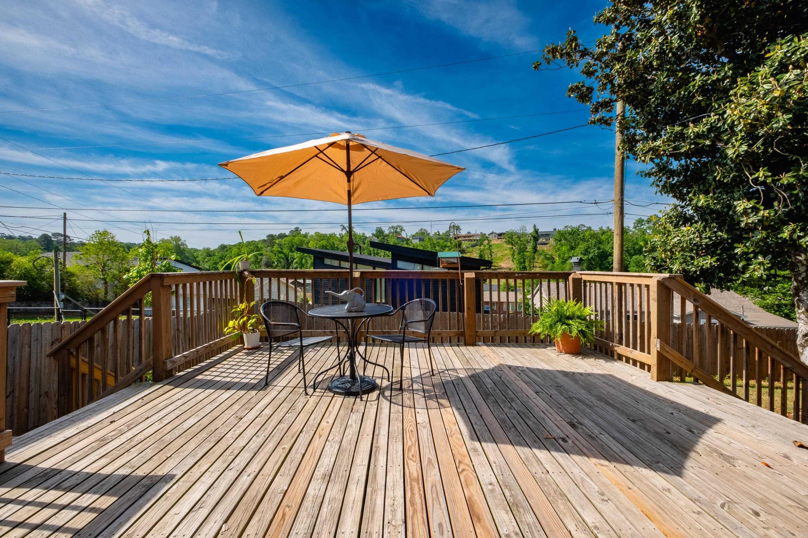 KINGWOOD PLACE - Residential