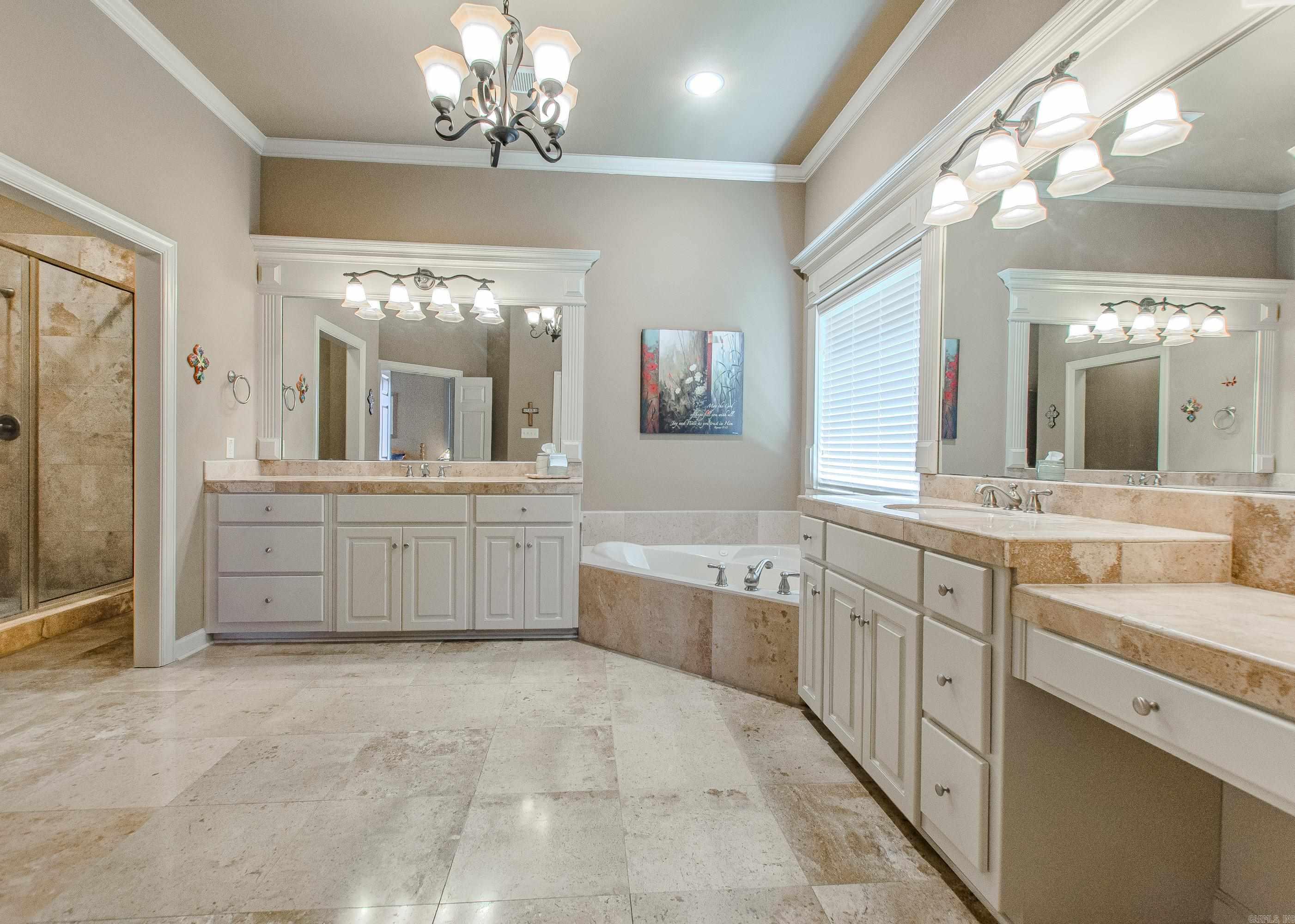 CHENAL VALLEY EPERNAY PLACE - Residential