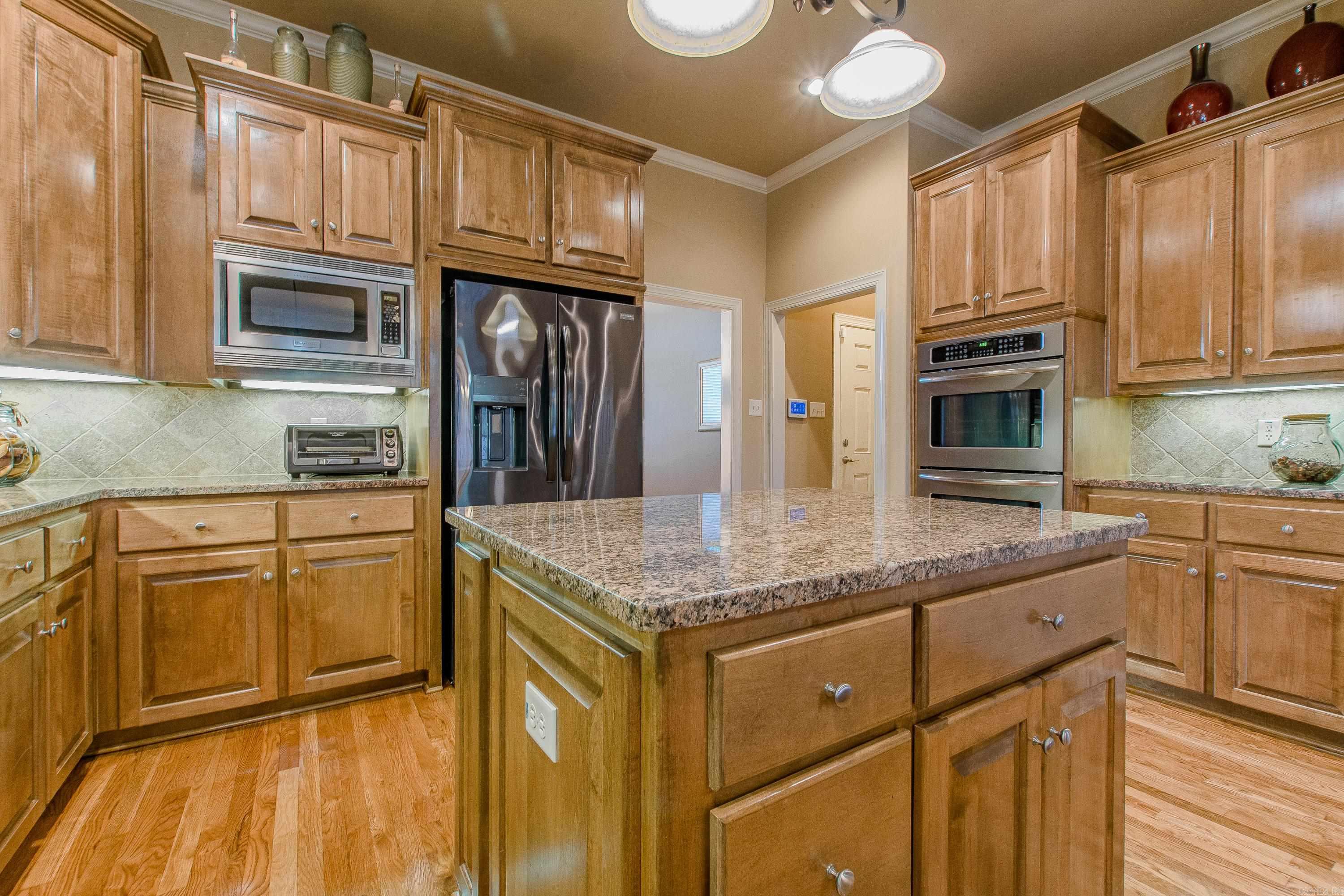 CHENAL VALLEY EPERNAY PLACE - Residential