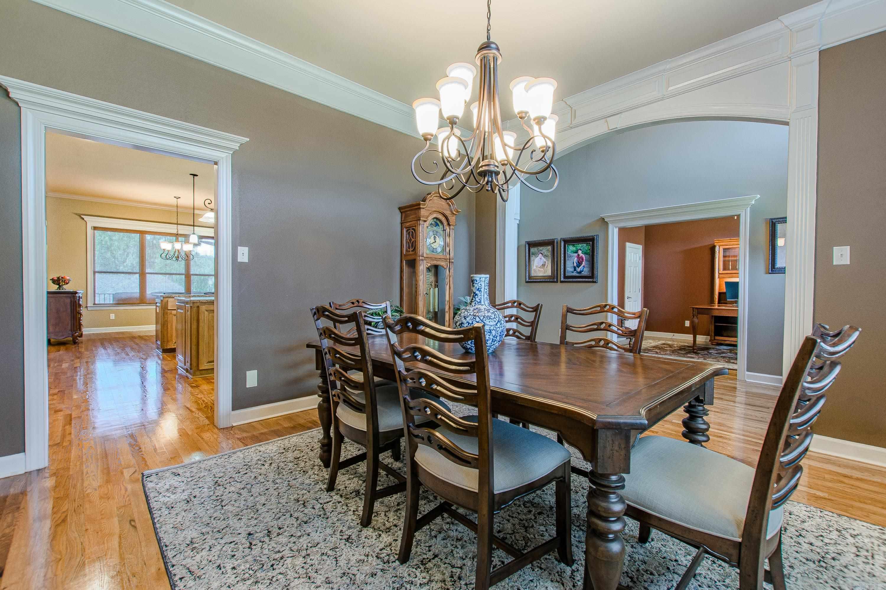 CHENAL VALLEY EPERNAY PLACE - Residential